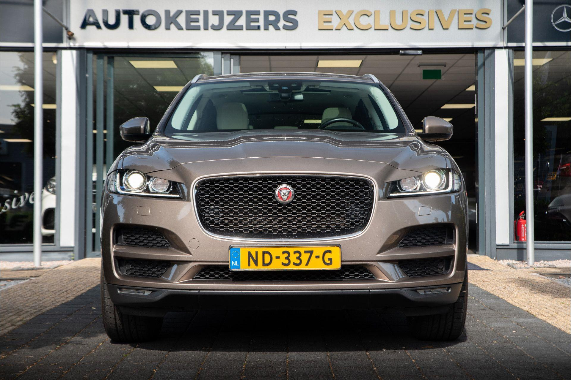 Jaguar F-Pace 2.0 Portfolio Pano AWD 20d 2017  2