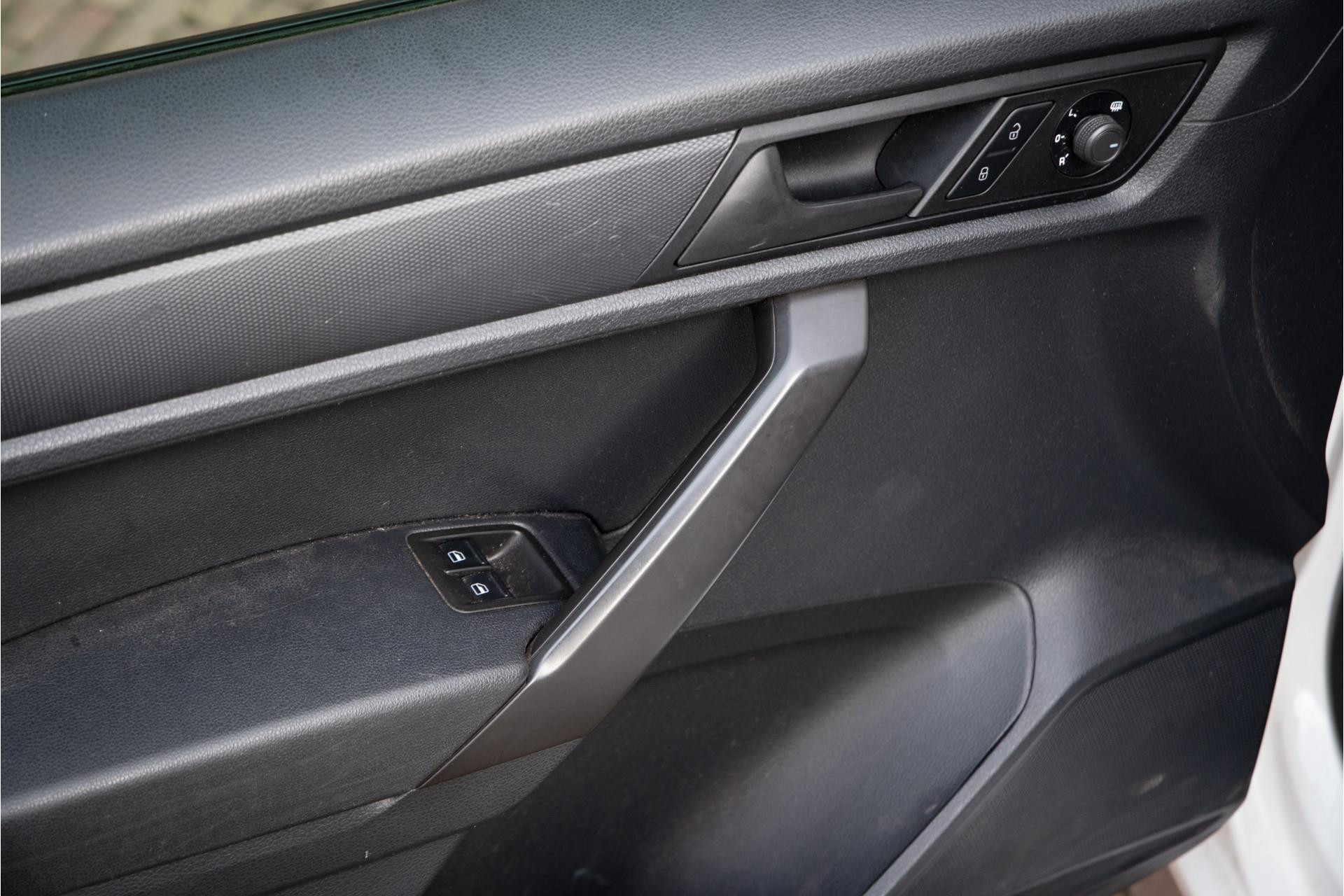 Volkswagen Caddy 1.4 TGI Maxi 2019 Candy white 16