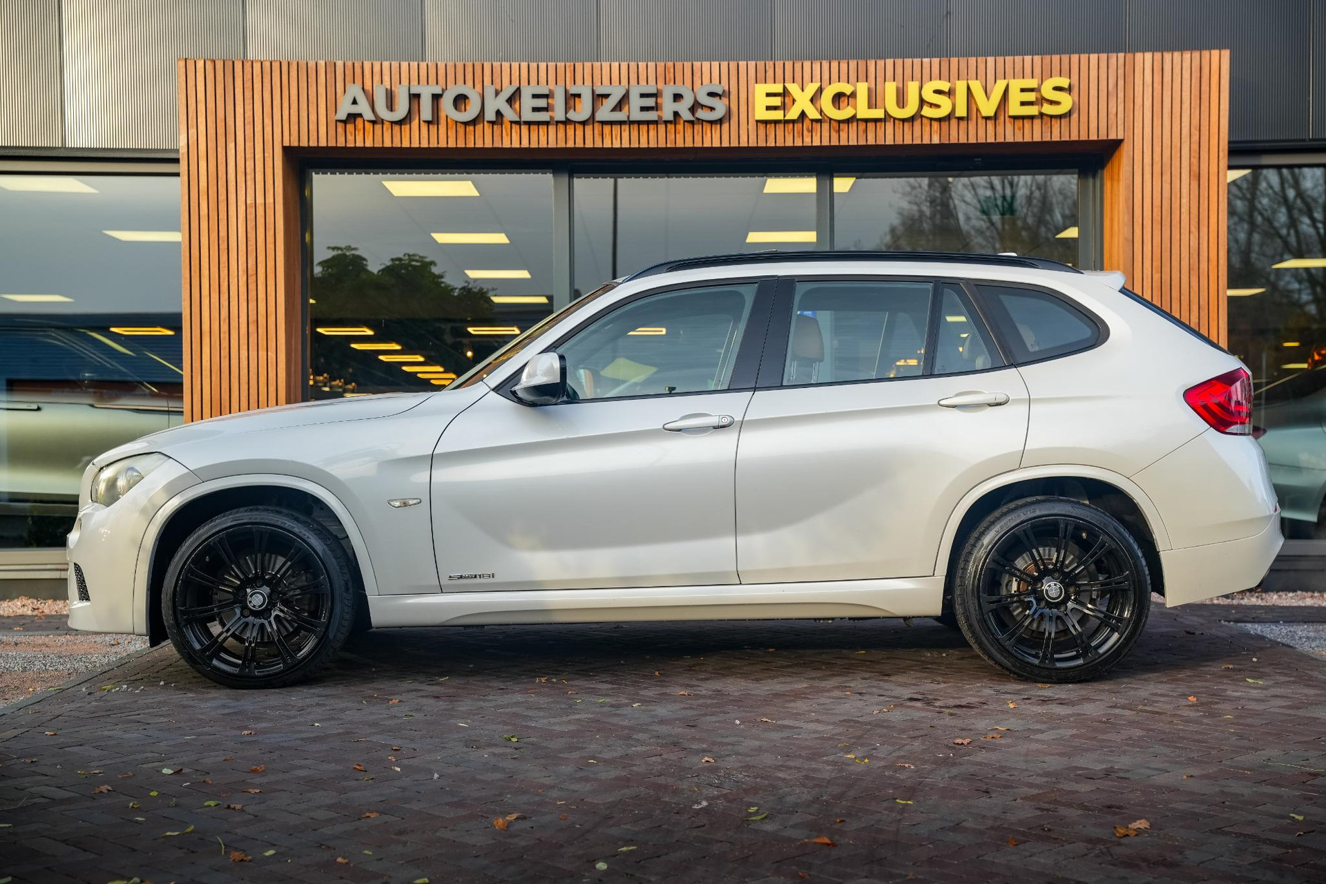 BMW X1 sDrive18i 2011 Mineralweiss metallic 5