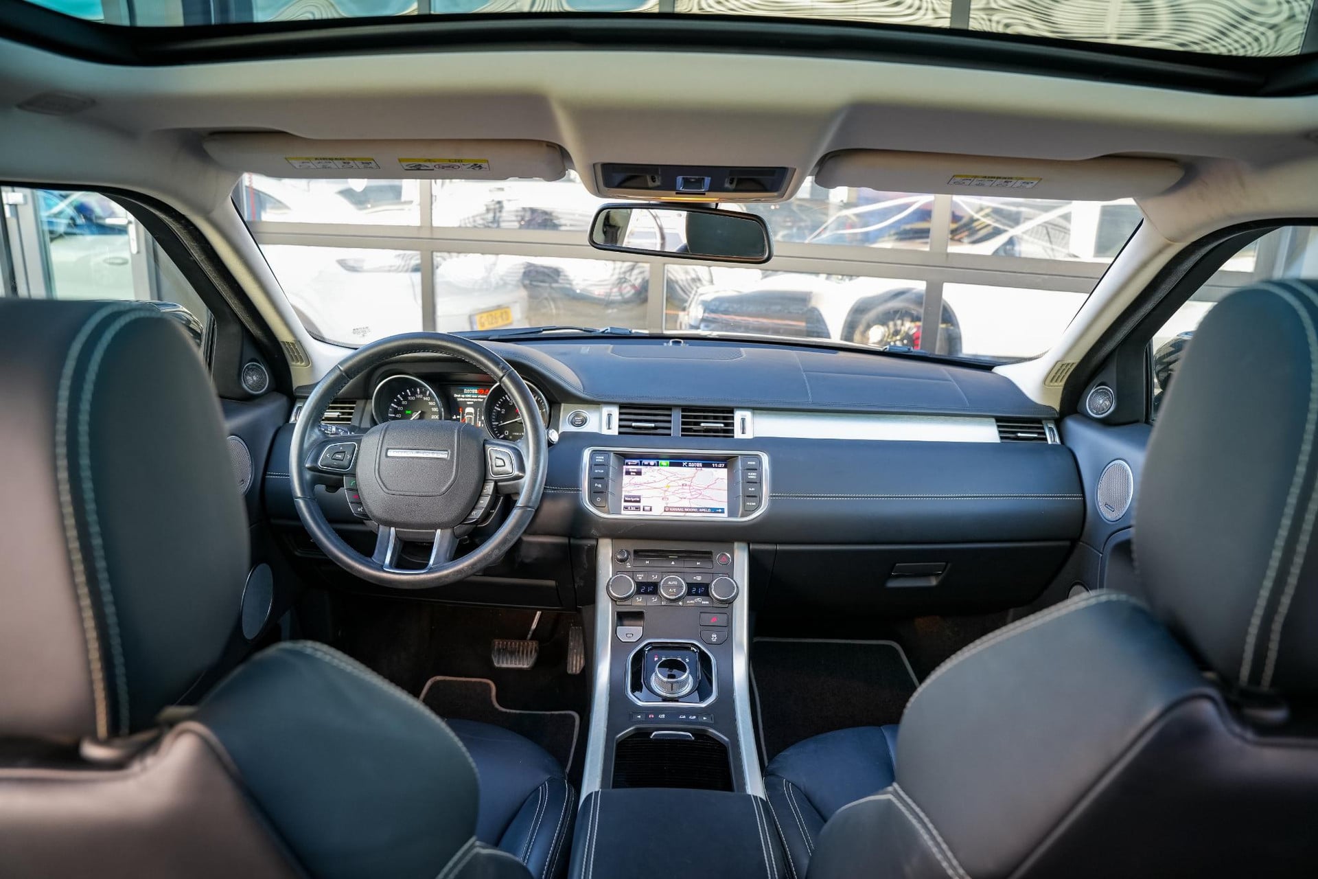 Land Rover Range Rover Evoque 2.0 Si 4WD Dynamic 2012 Zwart 2