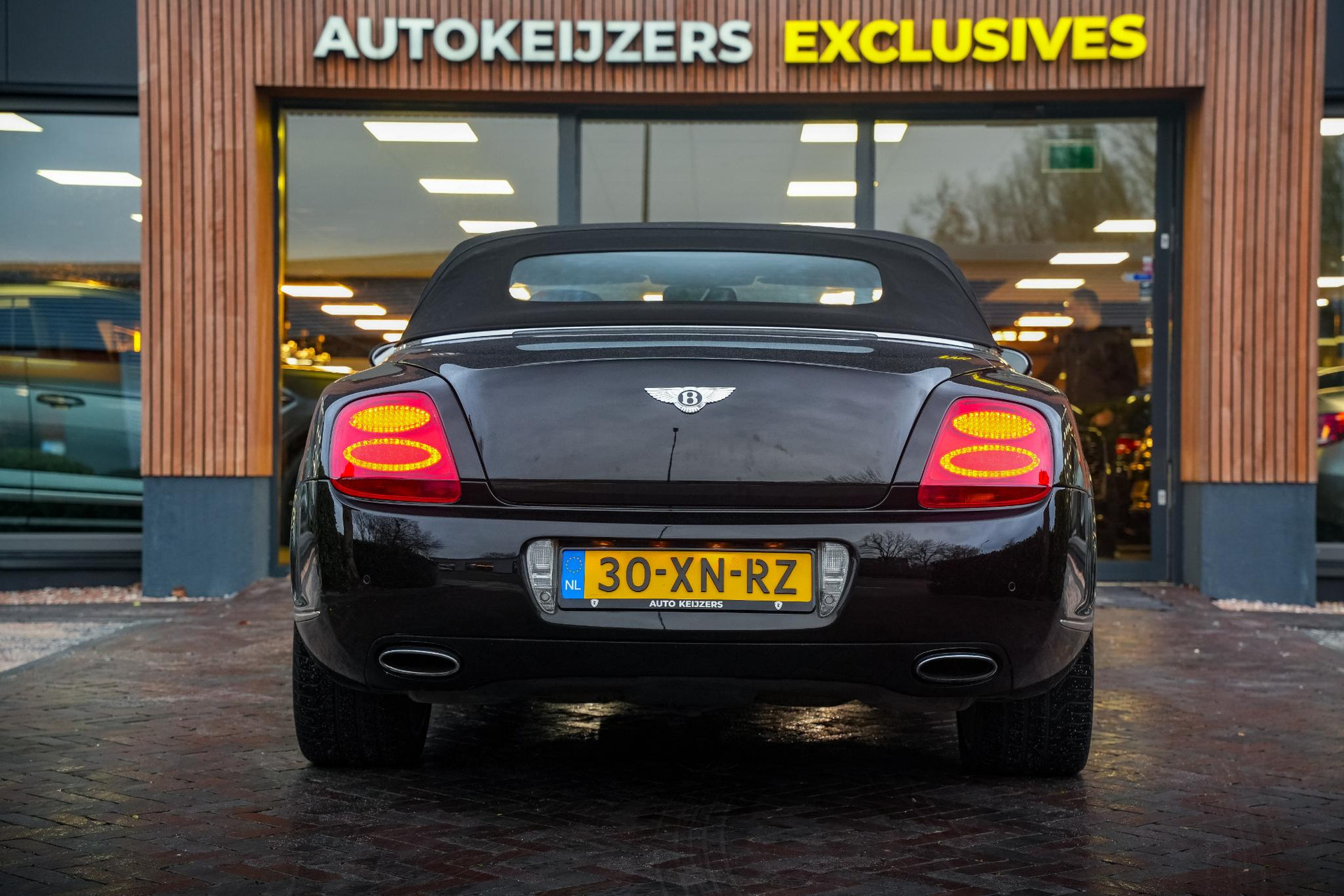 Bentley Continental GTC 6.0 W12 2007  9