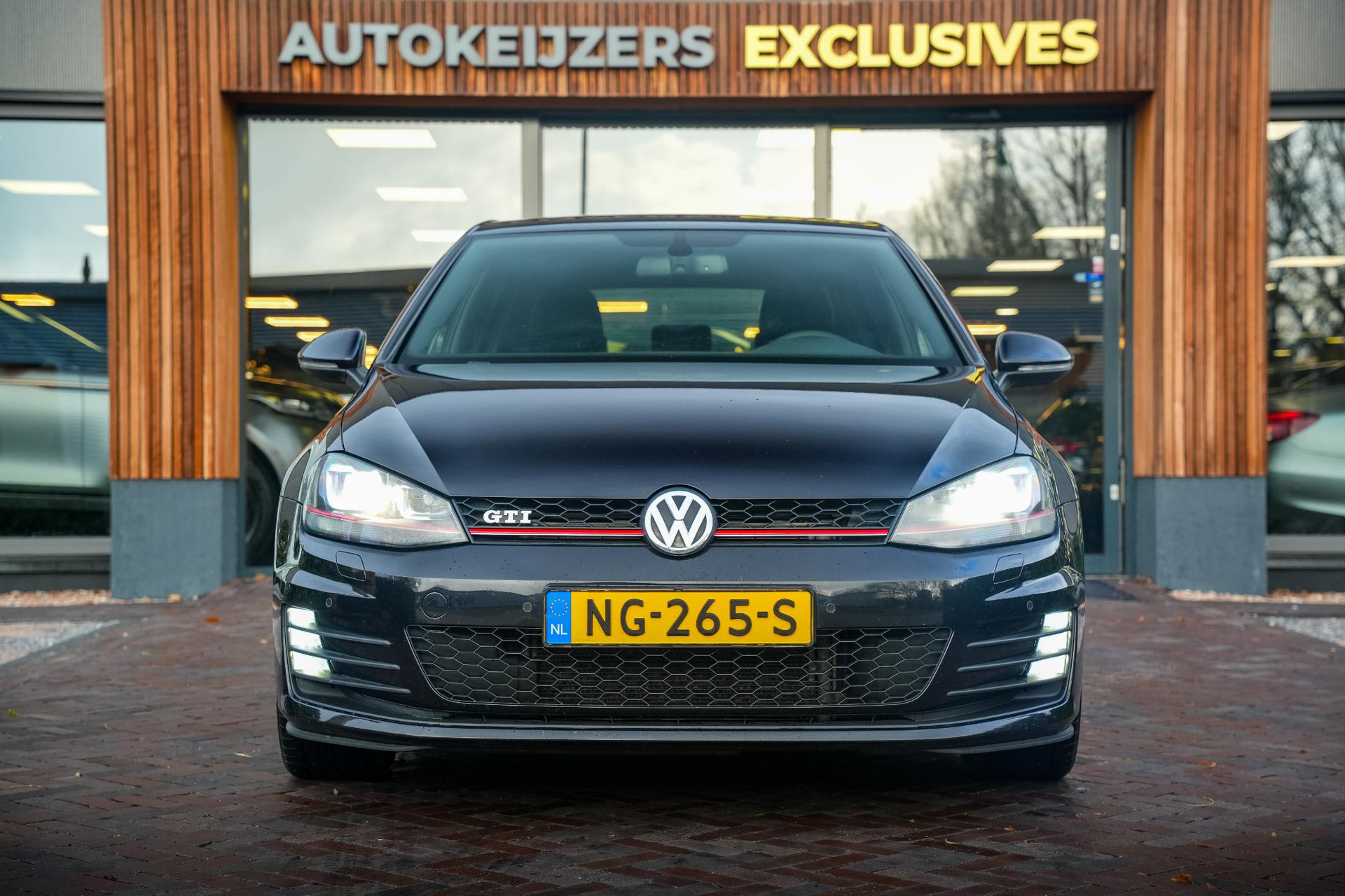Volkswagen Golf 2.0 TSI GTI 2016  3