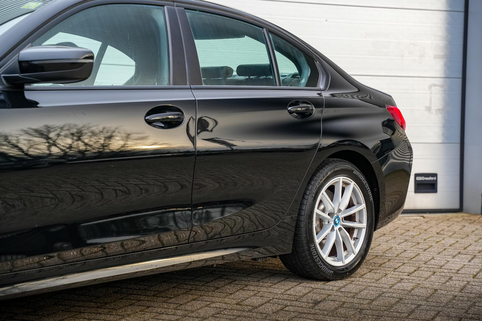 BMW 3-serie 320e Business Edition Plus 2021 Schwarz uni 29