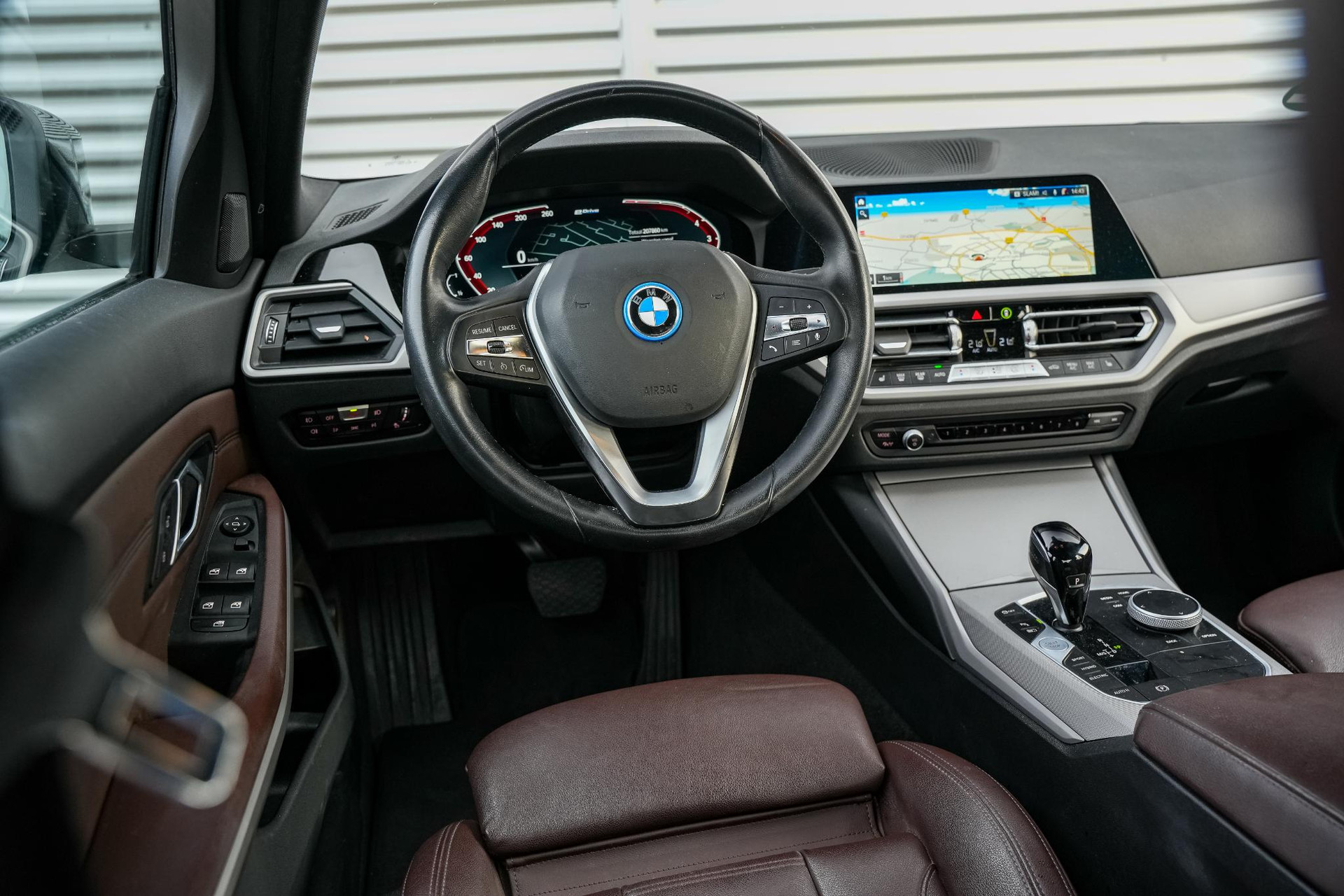 BMW 3-serie 320e Business Edition Plus 2021 Schwarz uni 4