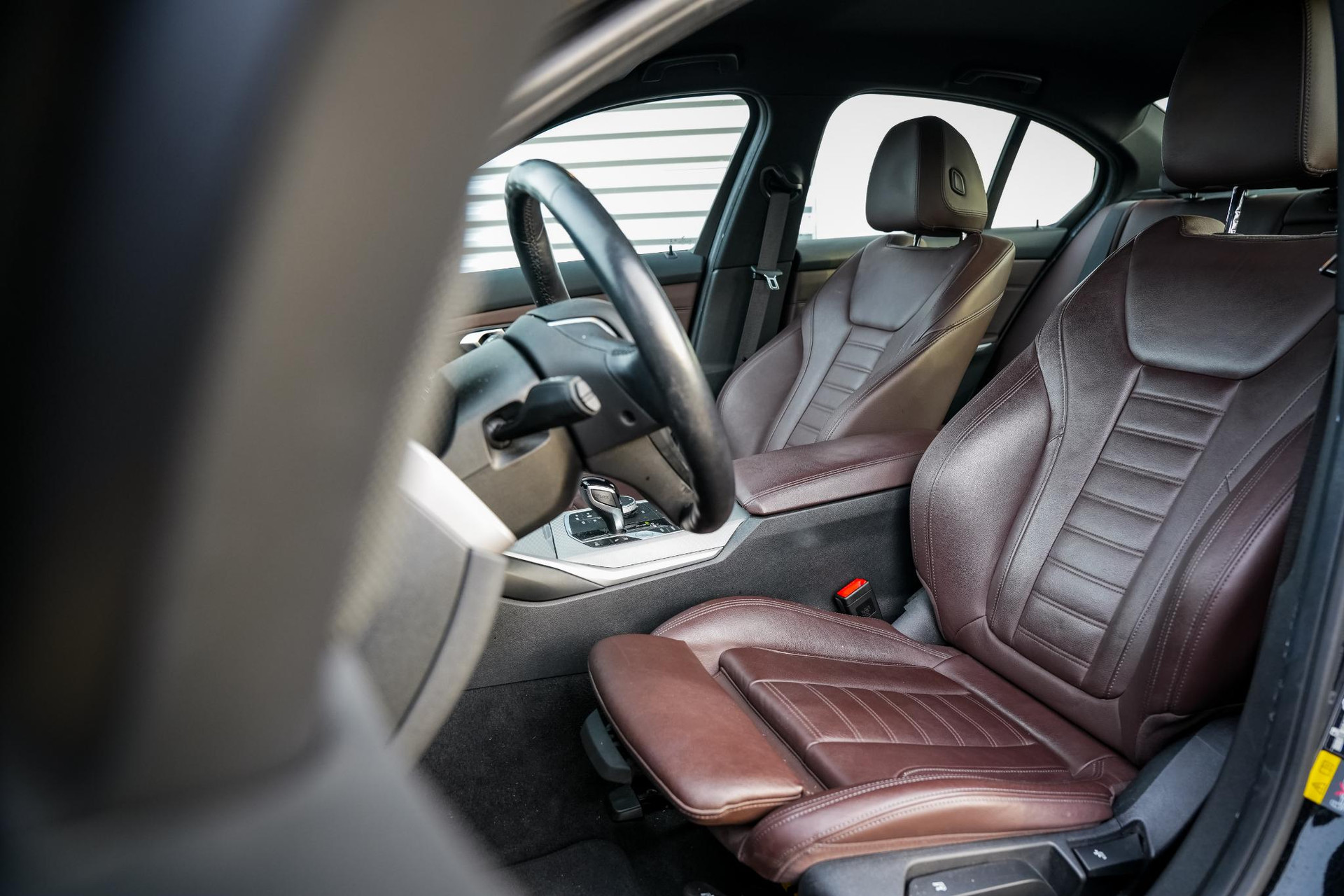 BMW 3-serie 320e Business Edition Plus 2021 Schwarz uni 8