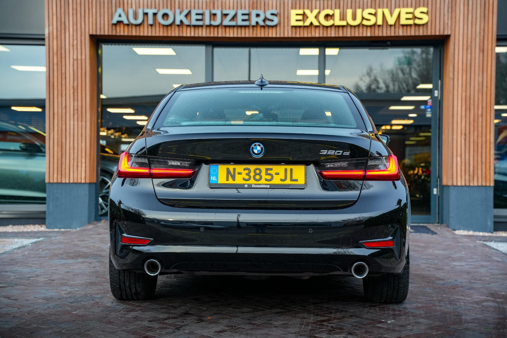 BMW 3-serie 320e Business Edition Plus 2021 Schwarz uni 9