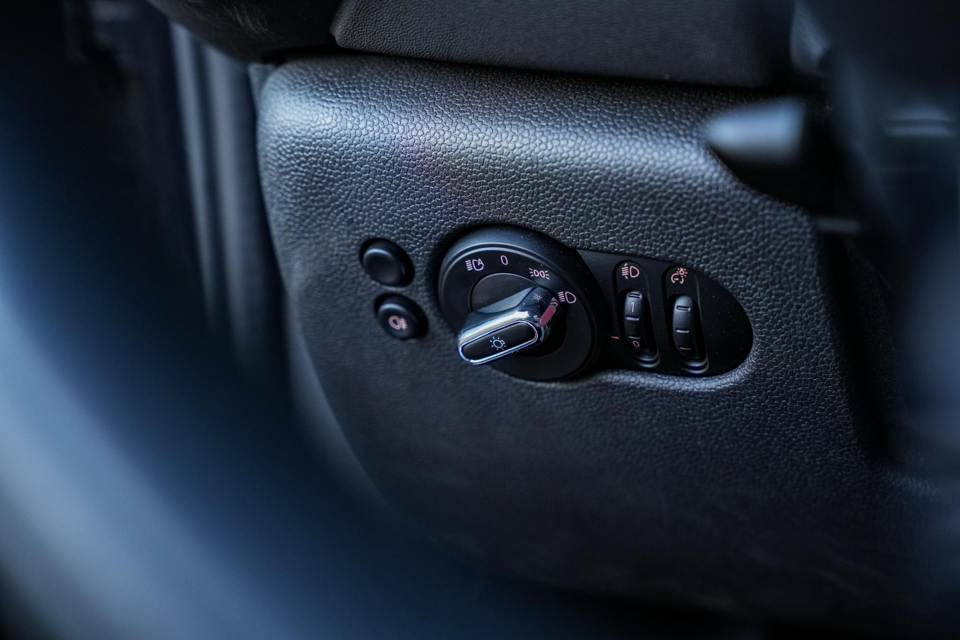 MINI 5-deurs 1.5 One 2019 Midnight black 21