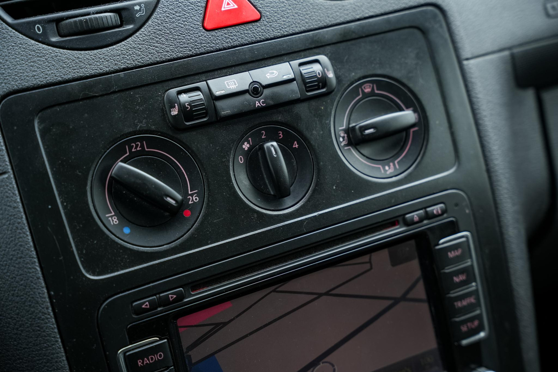 Volkswagen  Caddy 1.9 TDI Camper 5p. 2008  17