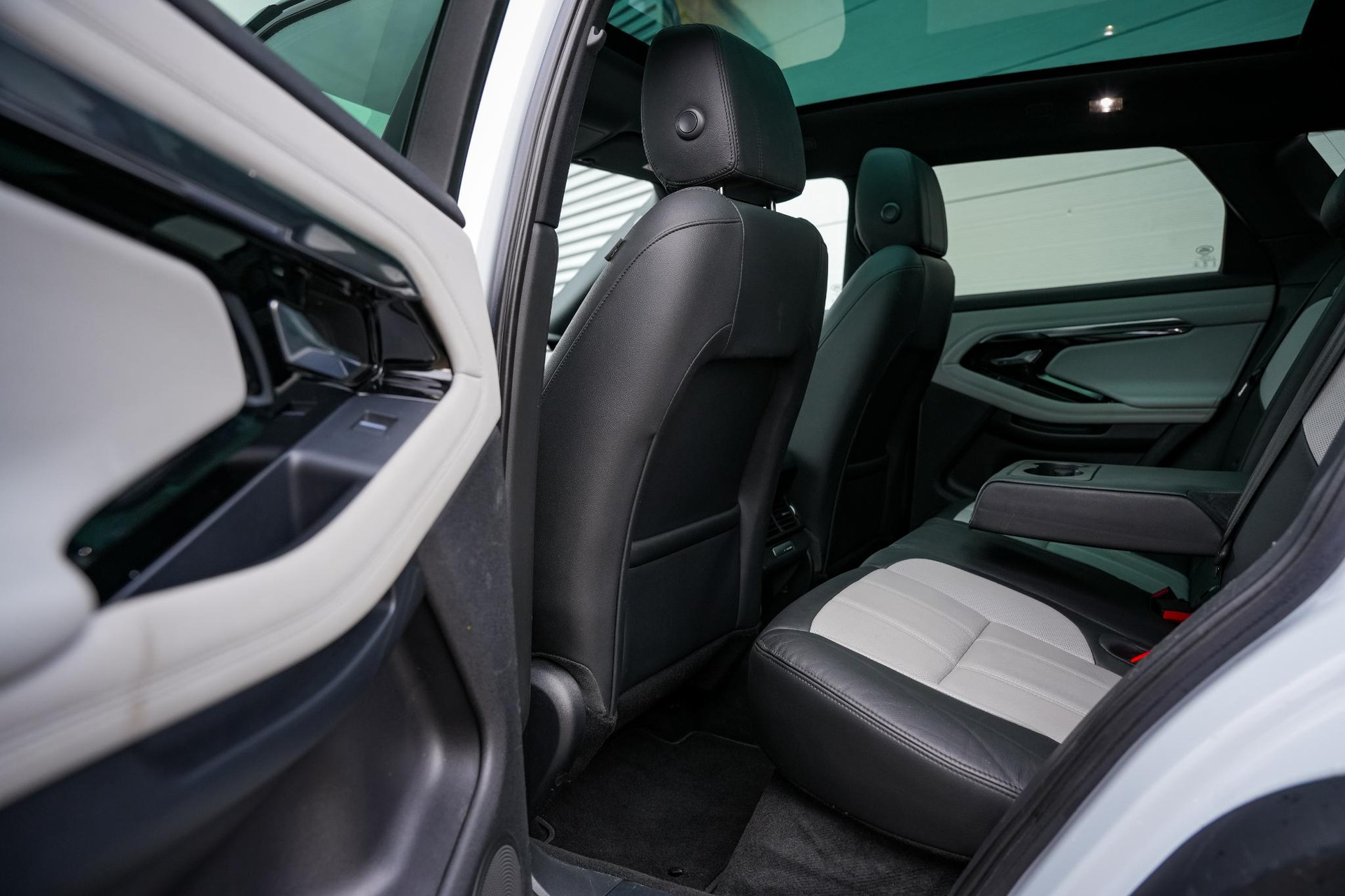 Land Rover Range Rover Evoque 2.0 P200 AWD Dynamic 2019  10