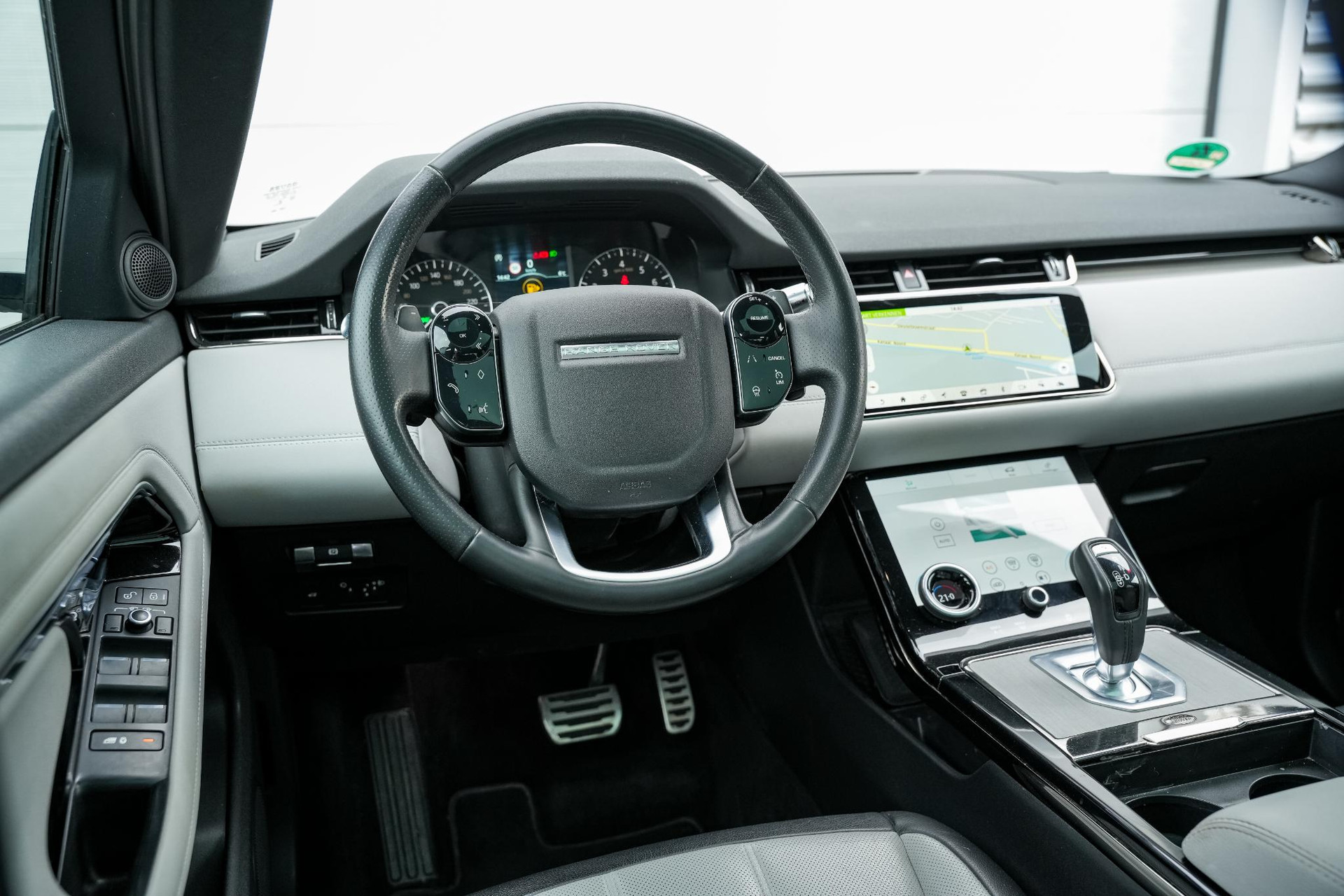 Land Rover Range Rover Evoque 2.0 P200 AWD Dynamic 2019  4