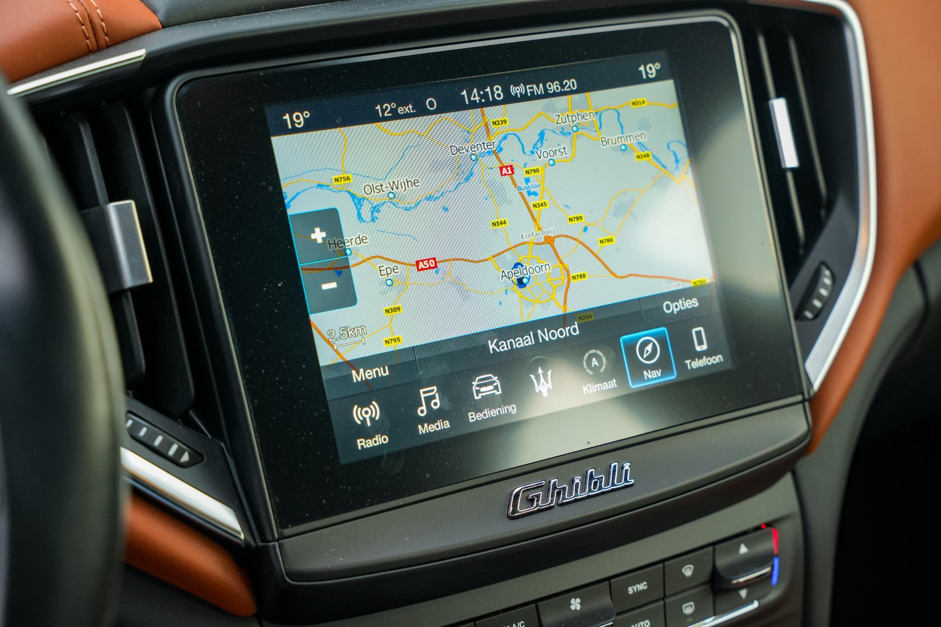 Maserati Ghibli 3.0 V6 GranLusso 2018  17