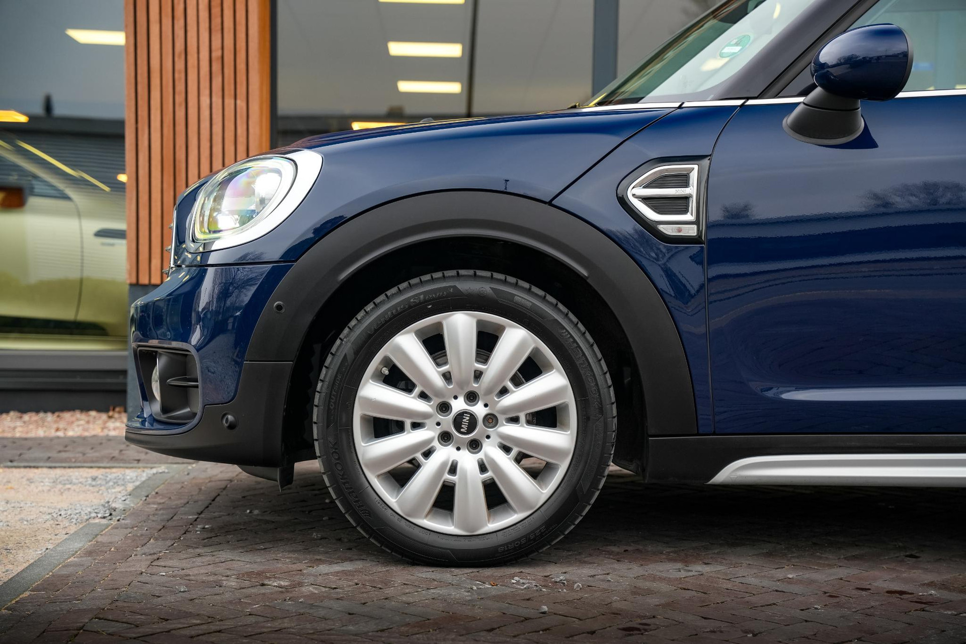 MINI Countryman 2.0 Cooper D Chili 2018 Mini yours lapisluxury blue 12