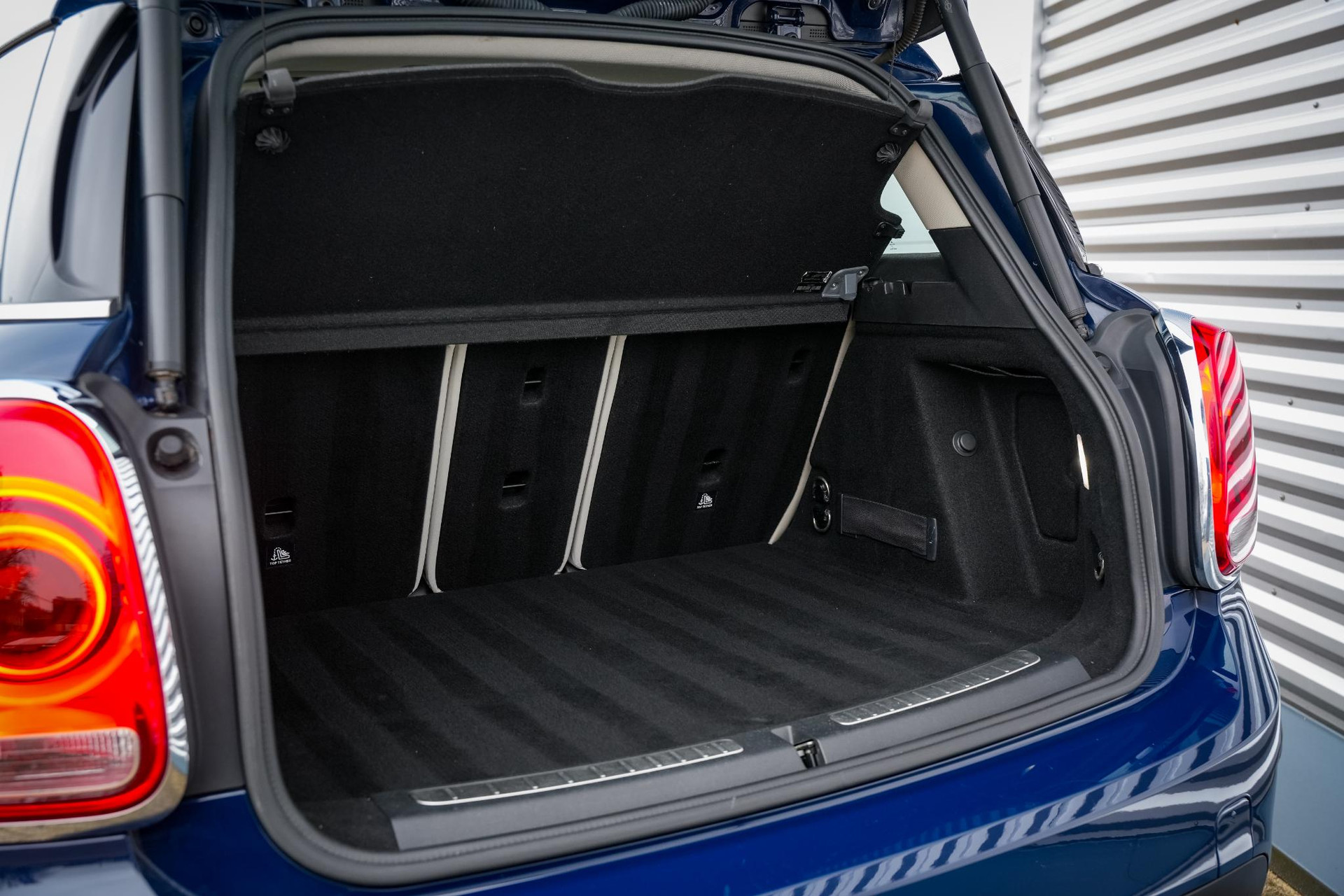MINI Countryman 2.0 Cooper D Chili 2018 Mini yours lapisluxury blue 29