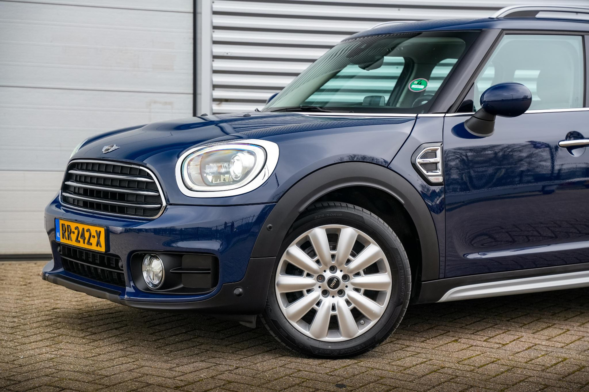 MINI Countryman 2.0 Cooper D Chili 2018 Mini yours lapisluxury blue 33