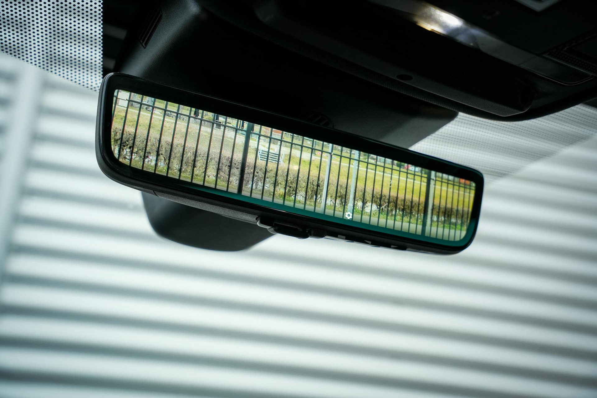 Land Rover Range Rover Evoque P300e 2021 EIGER GREY 20