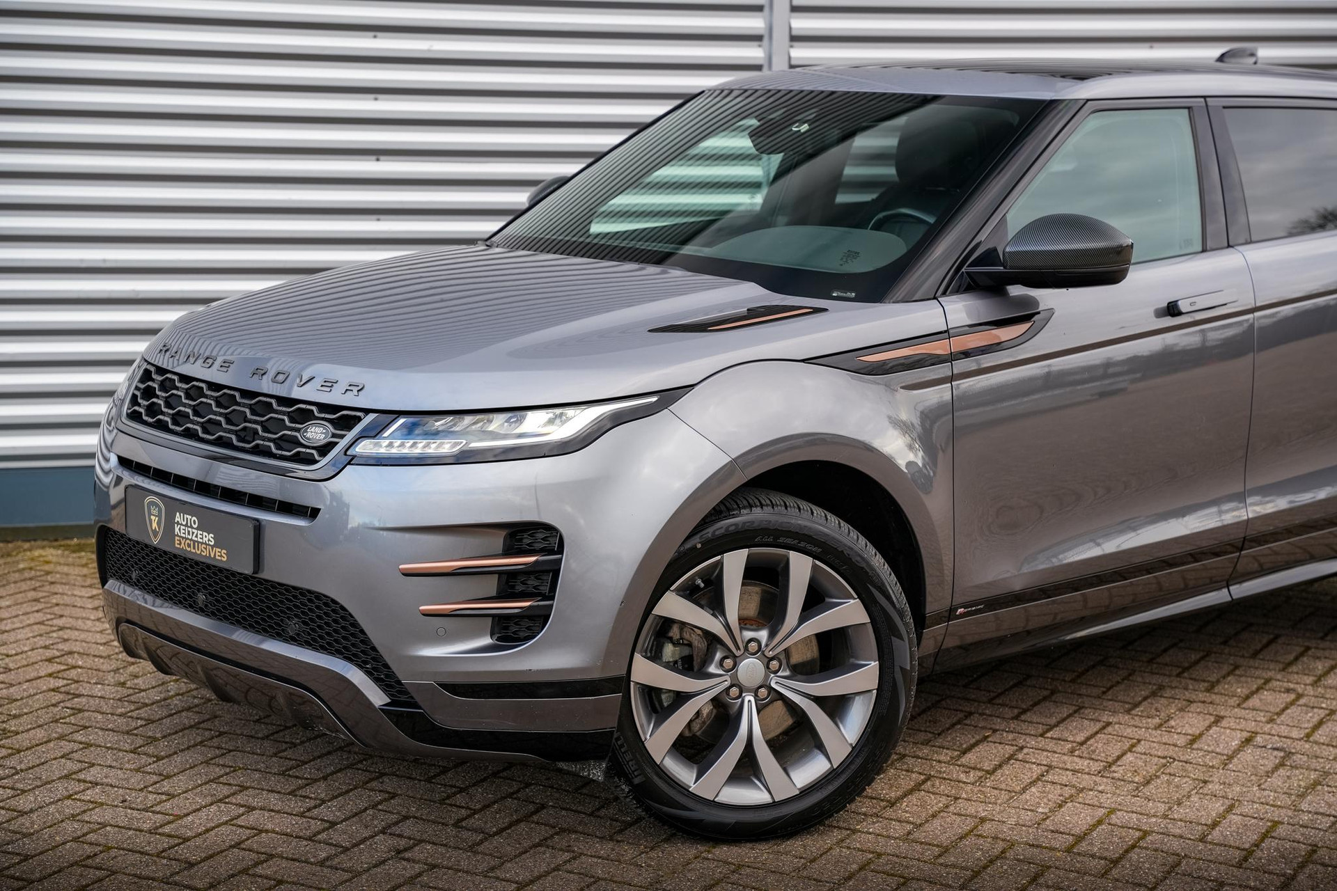 Land Rover Range Rover Evoque P300e 2021 EIGER GREY 30
