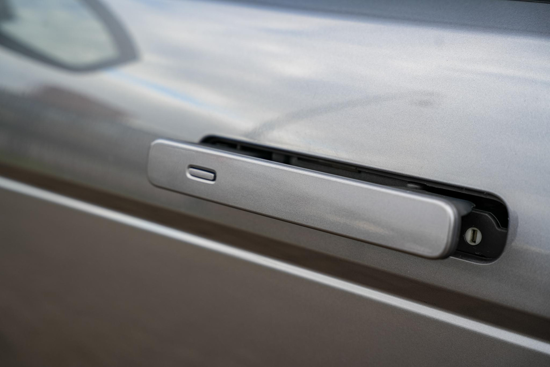 Land Rover Range Rover Evoque P300e 2021 EIGER GREY 34