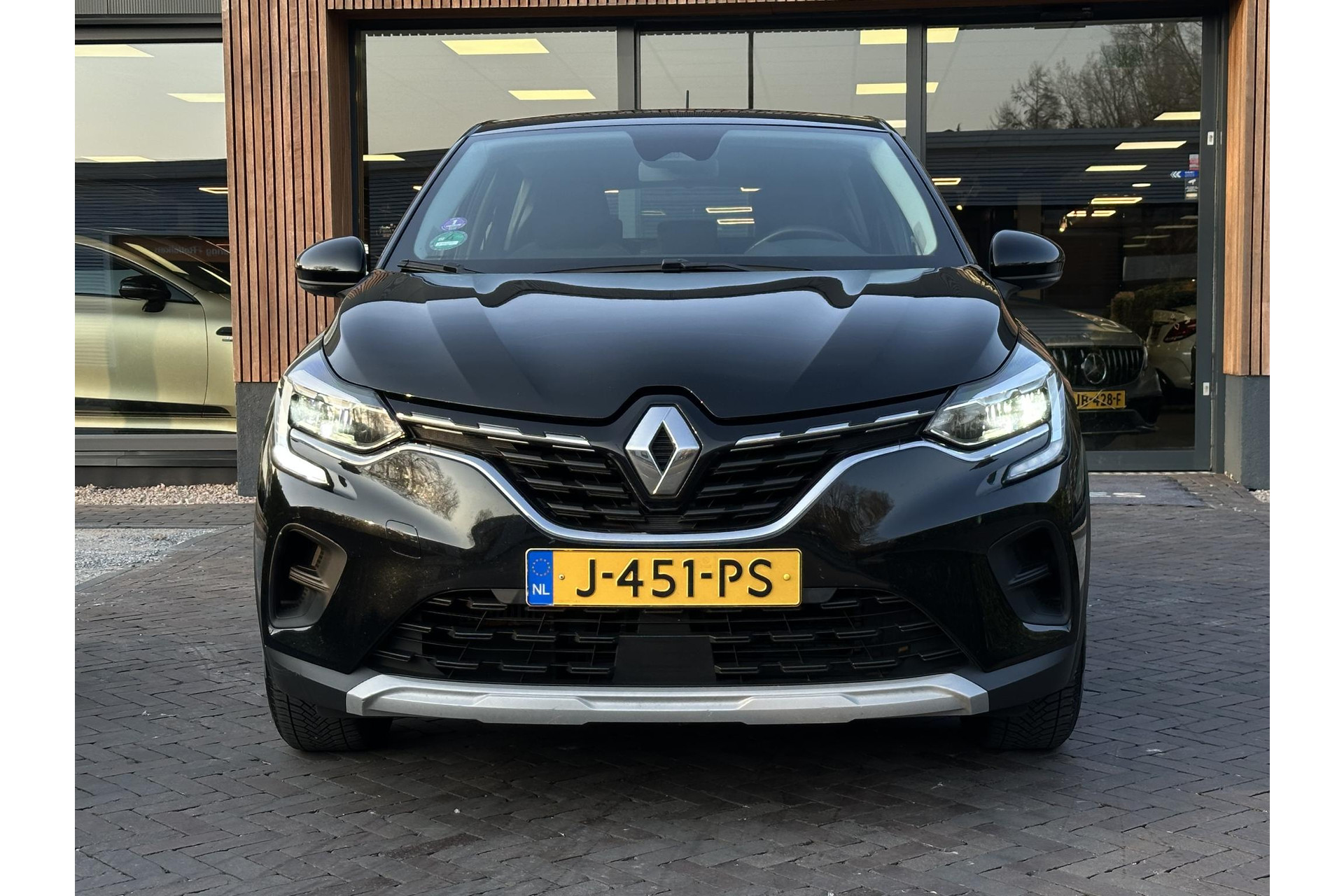 Renault Captur 1.0 TCe 100 Bi-Fuel Zen 2020 Noir etoilé gne 3