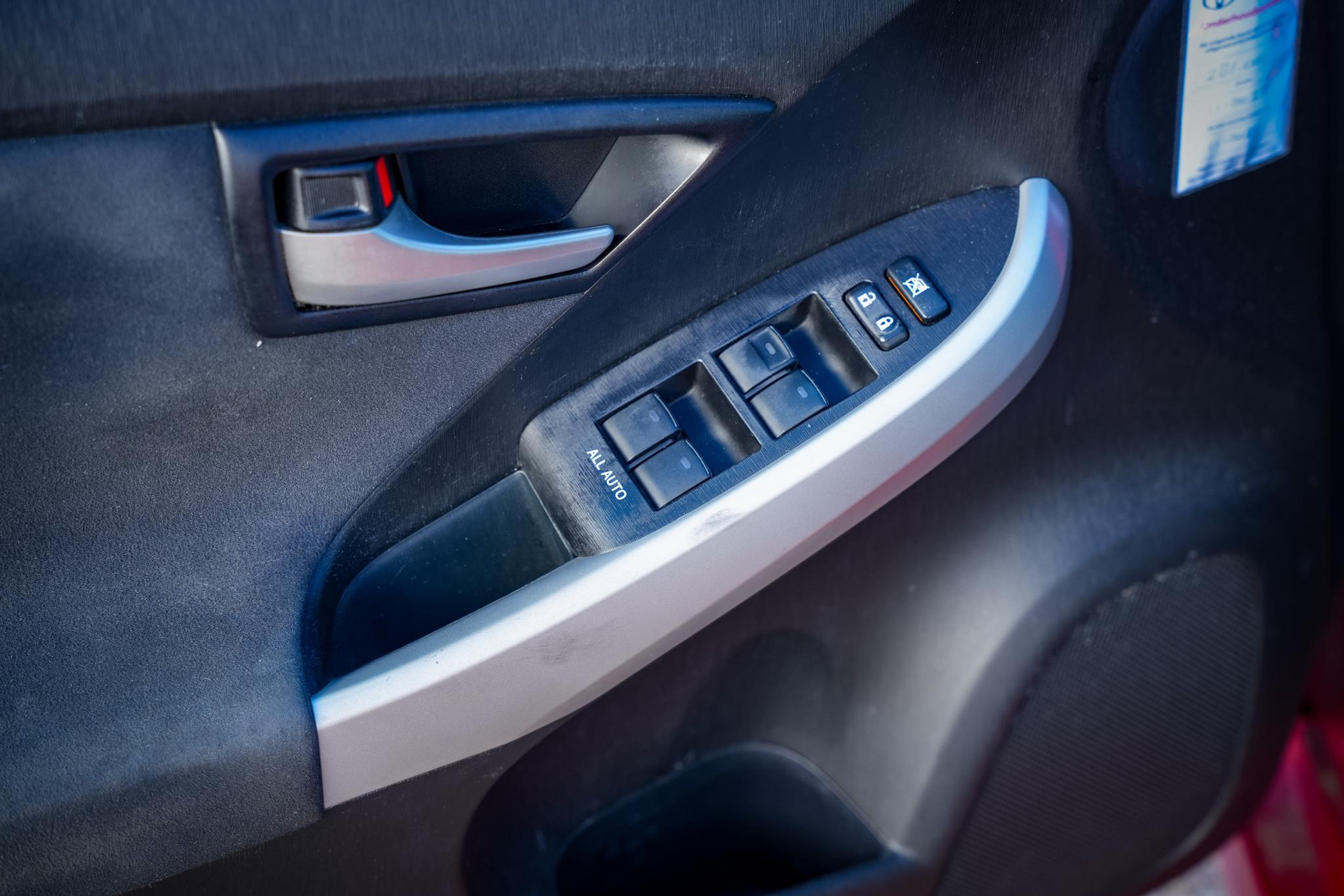 Toyota Prius 1.8 Business 2013  13