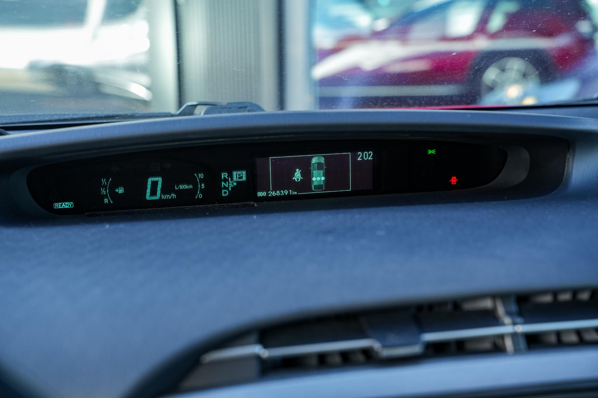 Toyota Prius 1.8 Business 2013  17