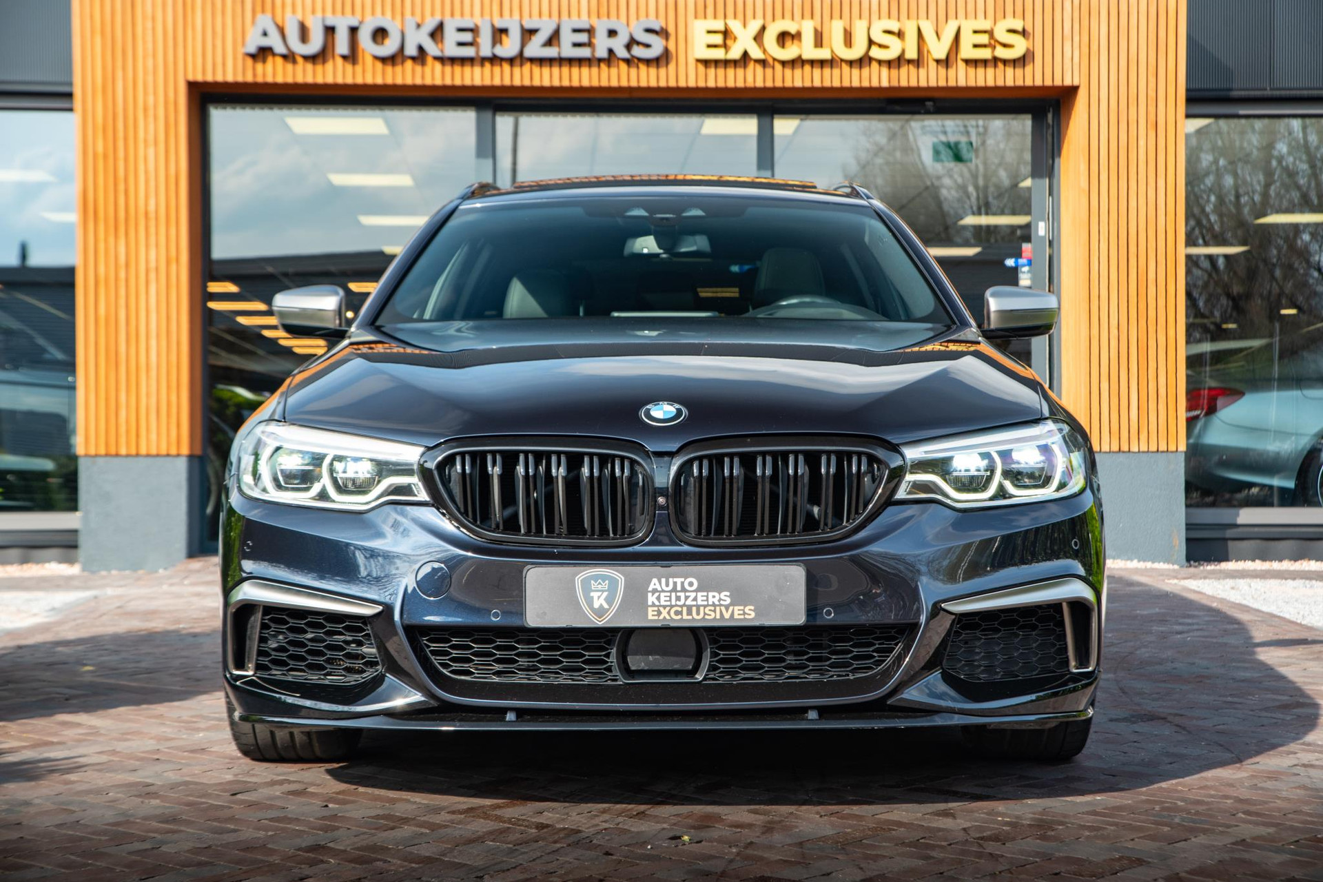 BMW 5 Serie Touring M550d xDrive High Executive 2020  2
