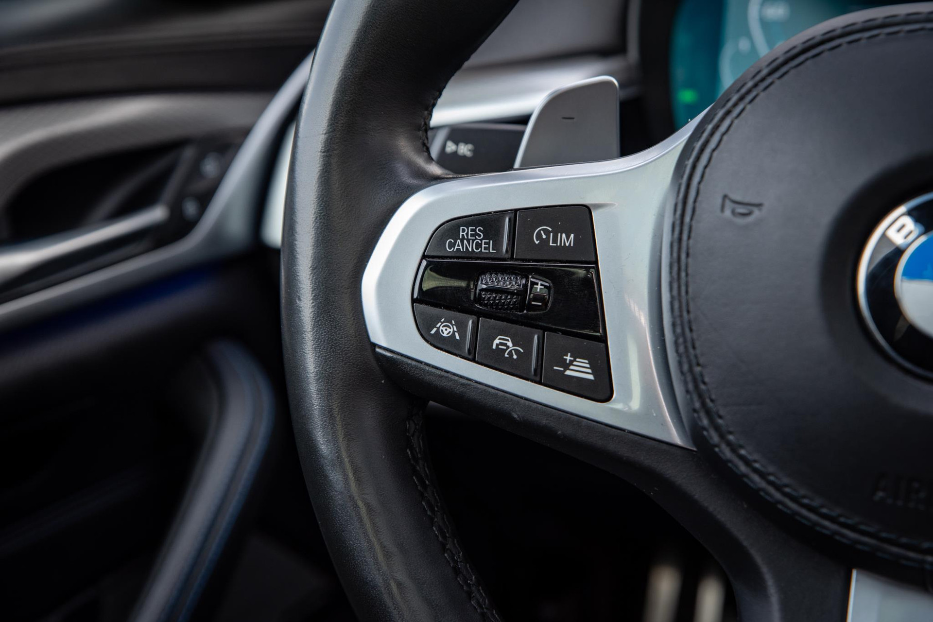 BMW 5 Serie Touring M550d xDrive High Executive 2020  21