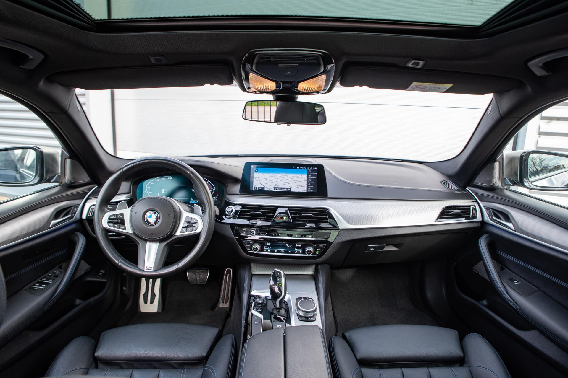 BMW 5 Serie Touring M550d xDrive High Executive 2020  3