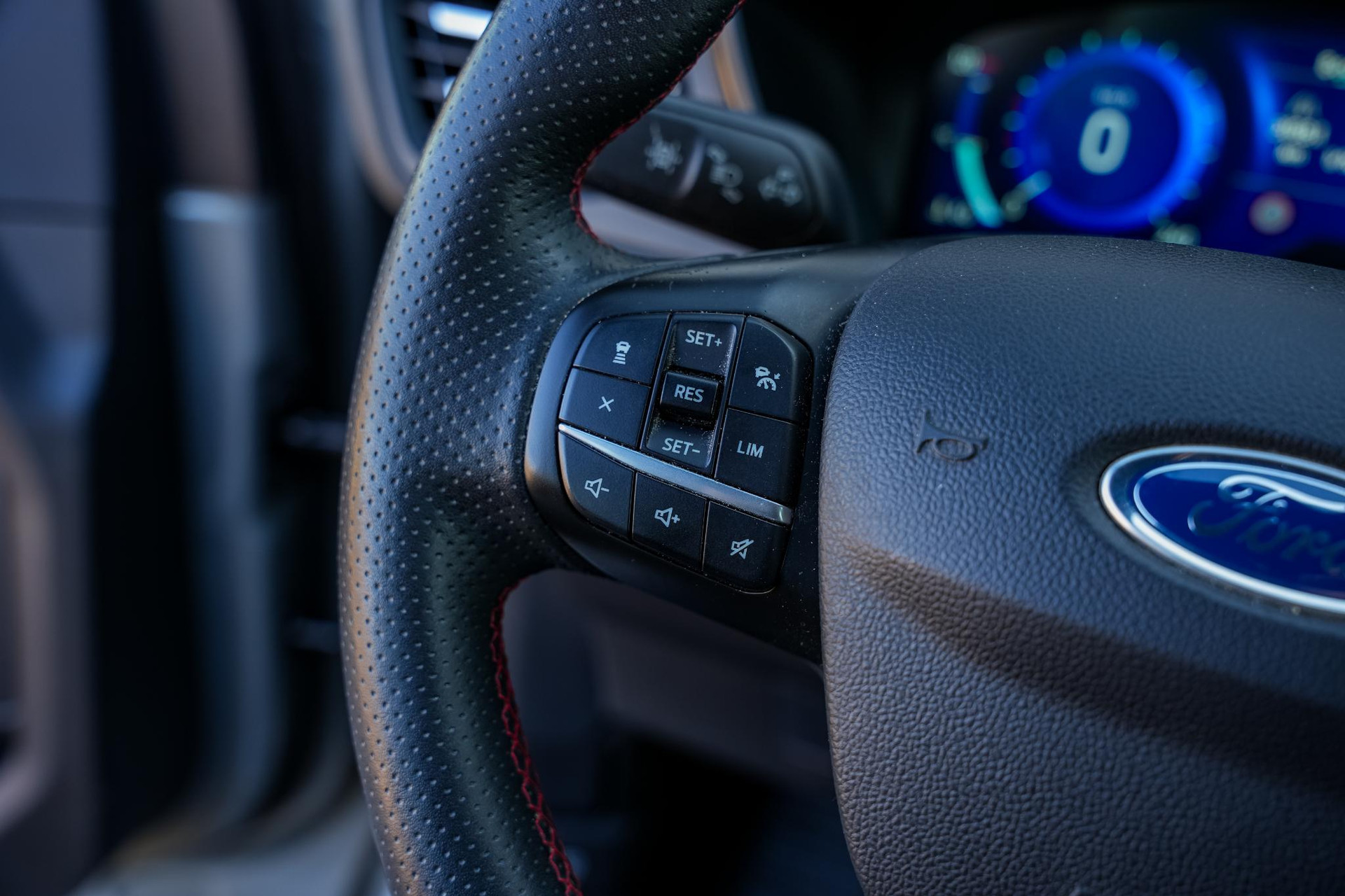 Ford Kuga 1.5 EcoBoost ST line 2021  22