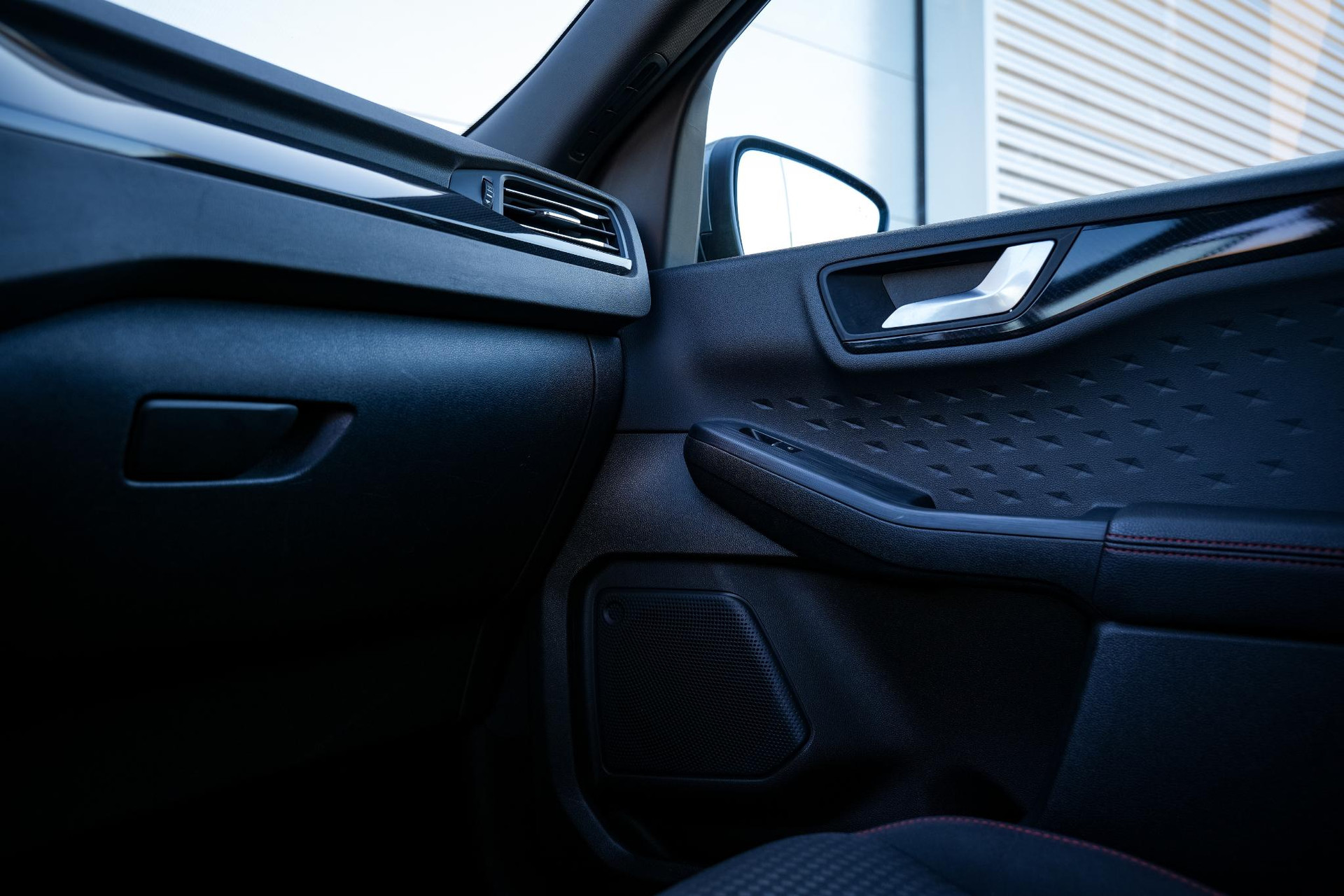 Ford Kuga 1.5 EcoBoost ST line 2021  24