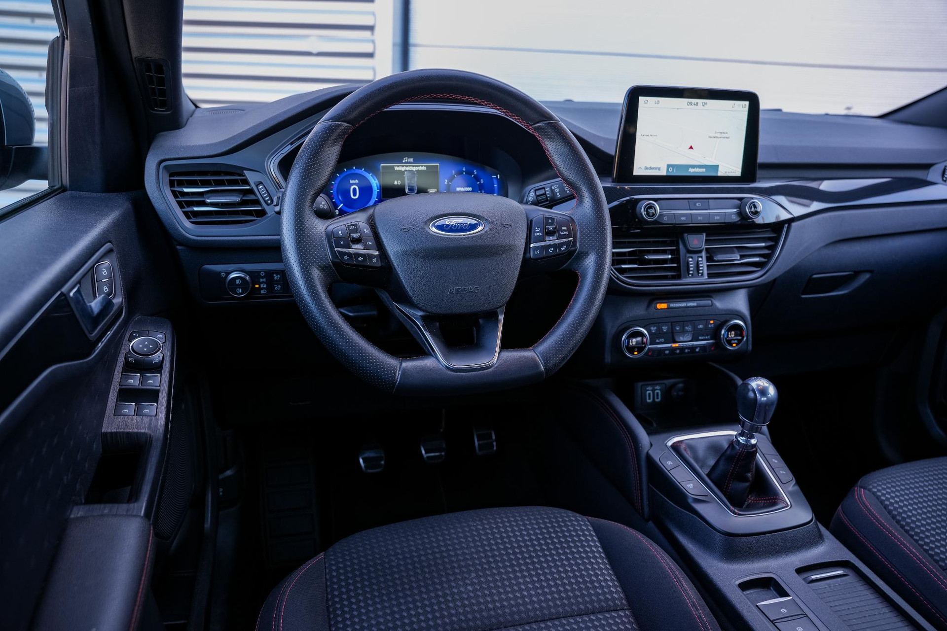 Ford Kuga 1.5 EcoBoost ST line 2021  4