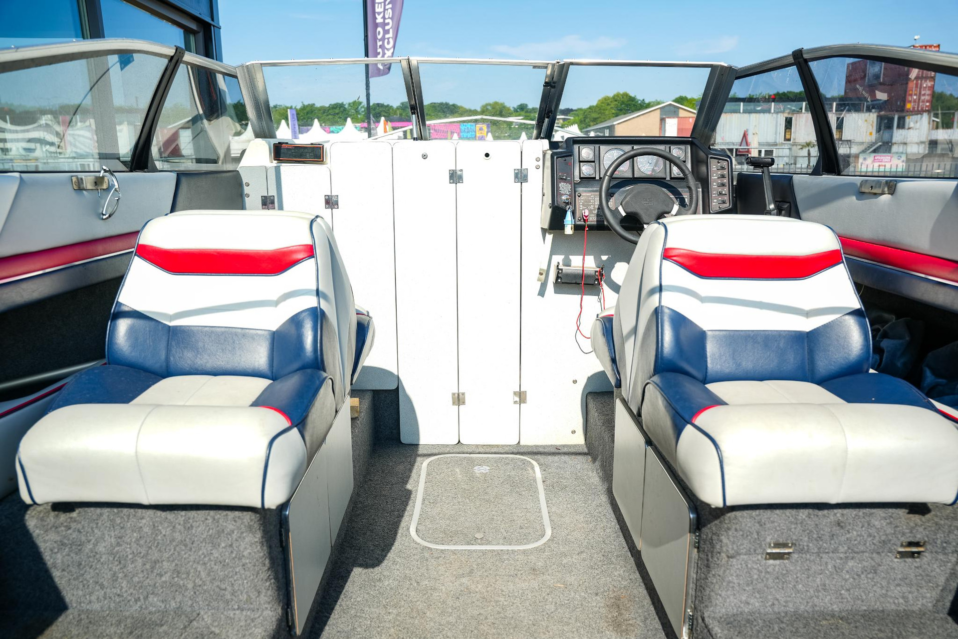 Bayliner  Capri Motorboot 2001  19