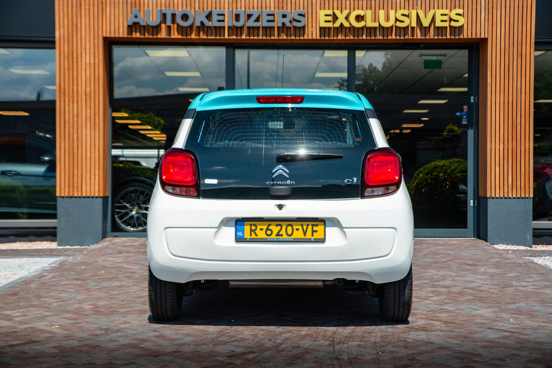 Citroën C1 1.0 VTi Shine 2016  12