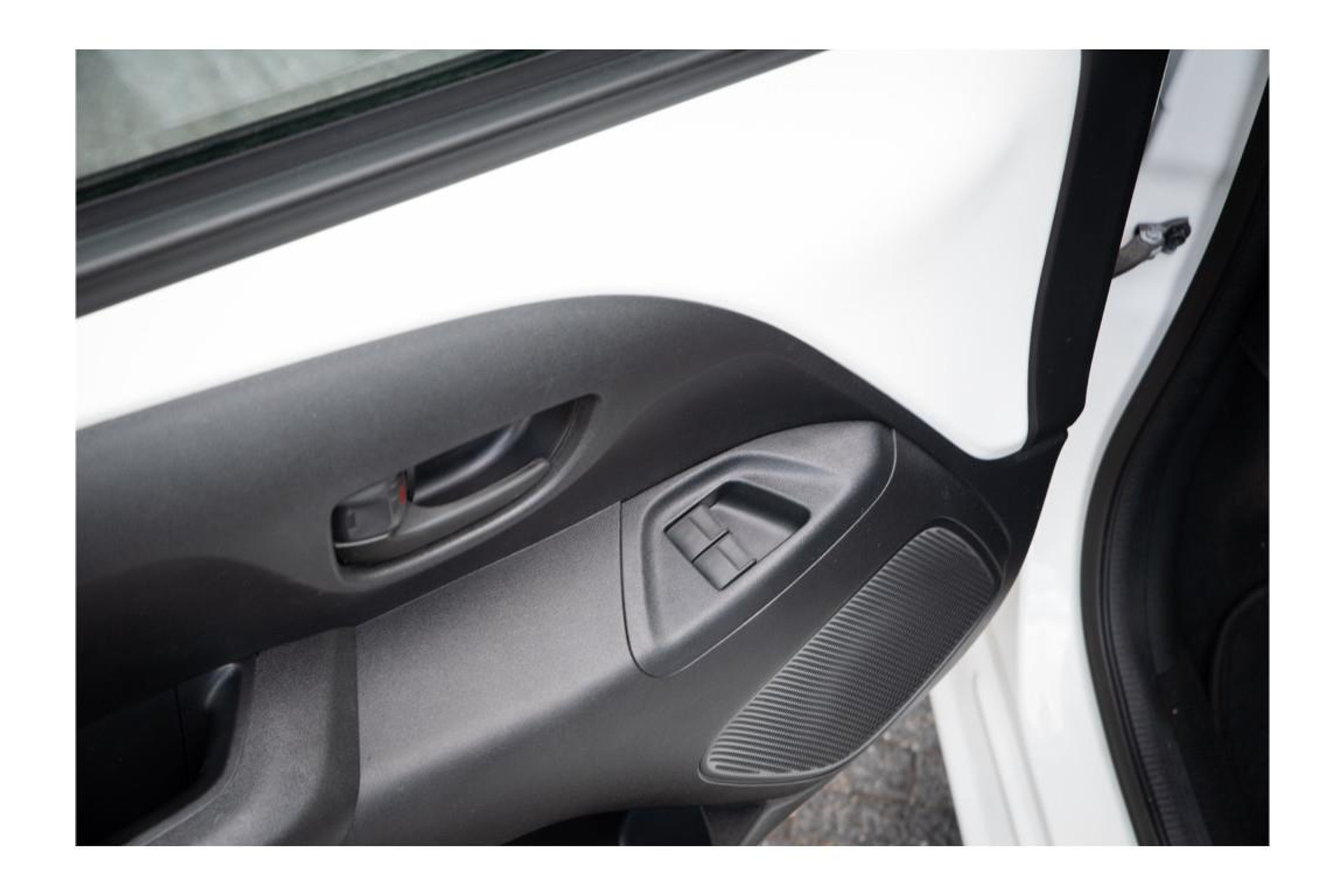 Citroën C1 1.0 VTi Shine 2016  14