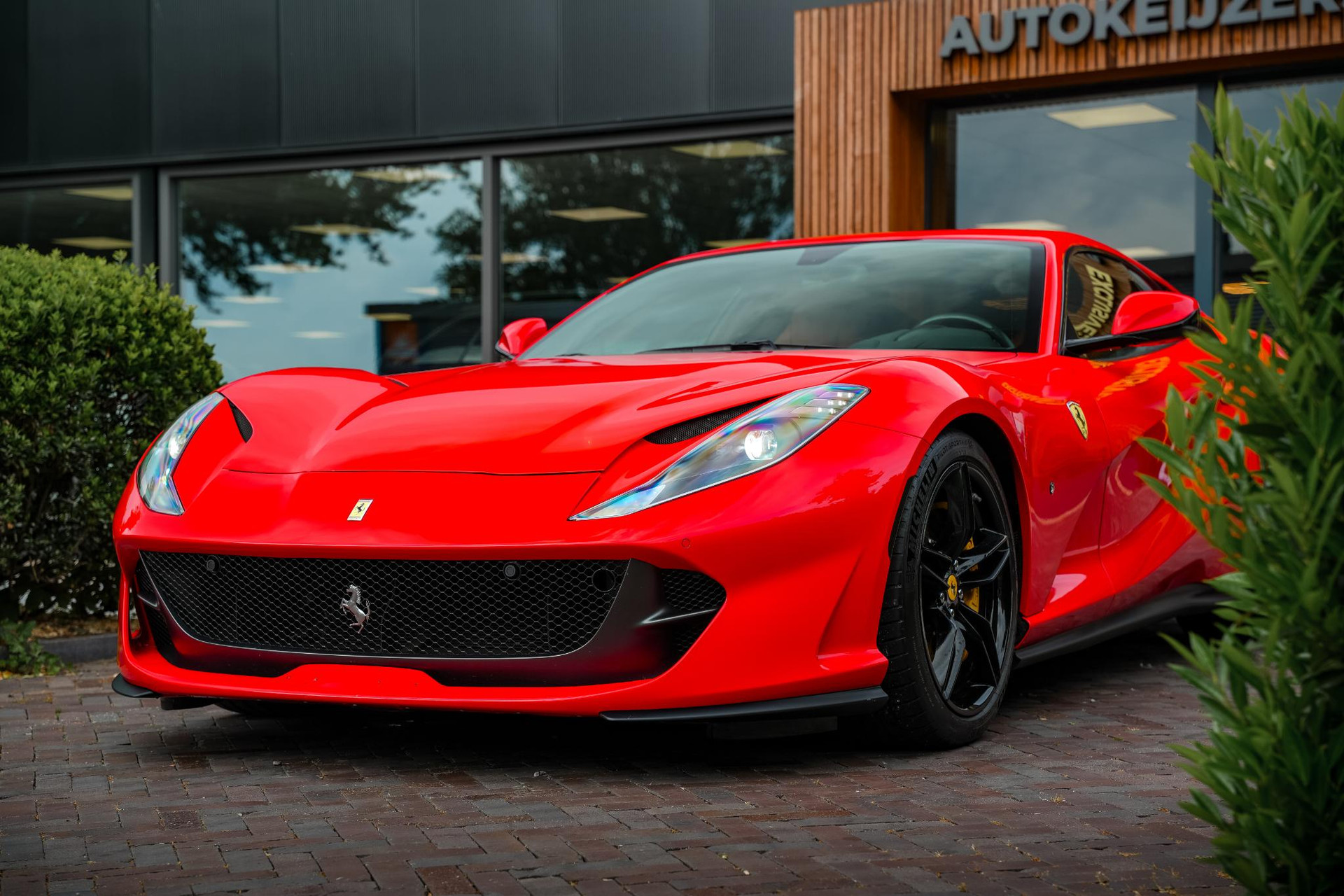 Ferrari 812 6.5 V12 Superfast HELE 2019 Rosso Scuderia 13