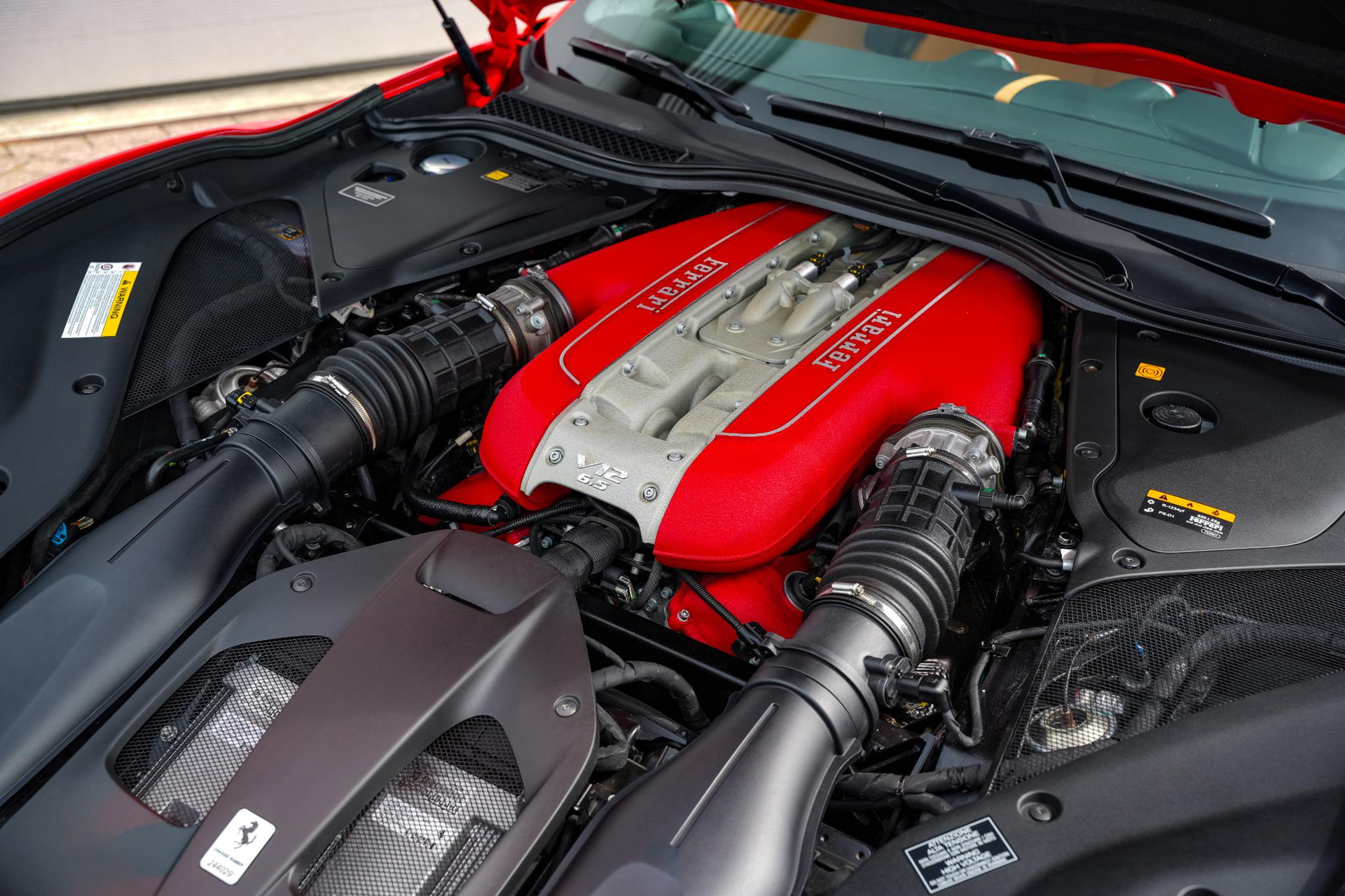 Ferrari 812 6.5 V12 Superfast HELE 2019 Rosso Scuderia 50