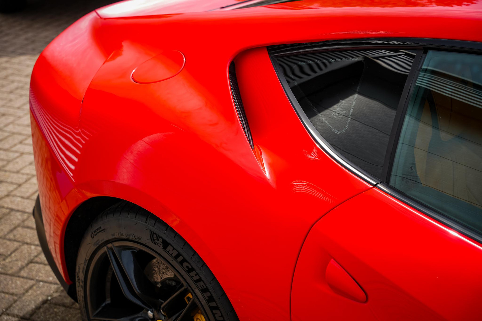 Ferrari 812 6.5 V12 Superfast HELE 2019 Rosso Scuderia 53