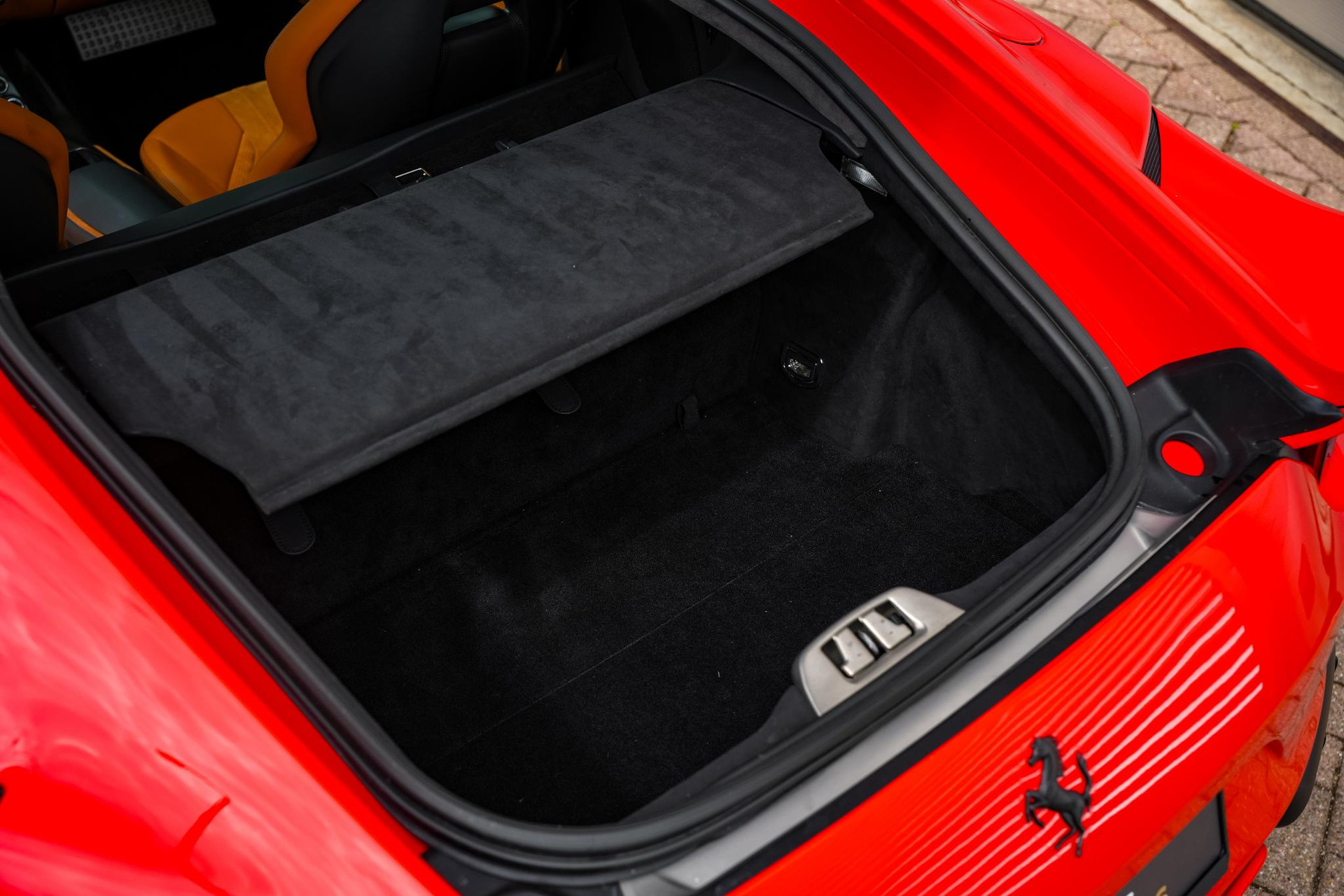 Ferrari 812 6.5 V12 Superfast HELE 2019 Rosso Scuderia 56