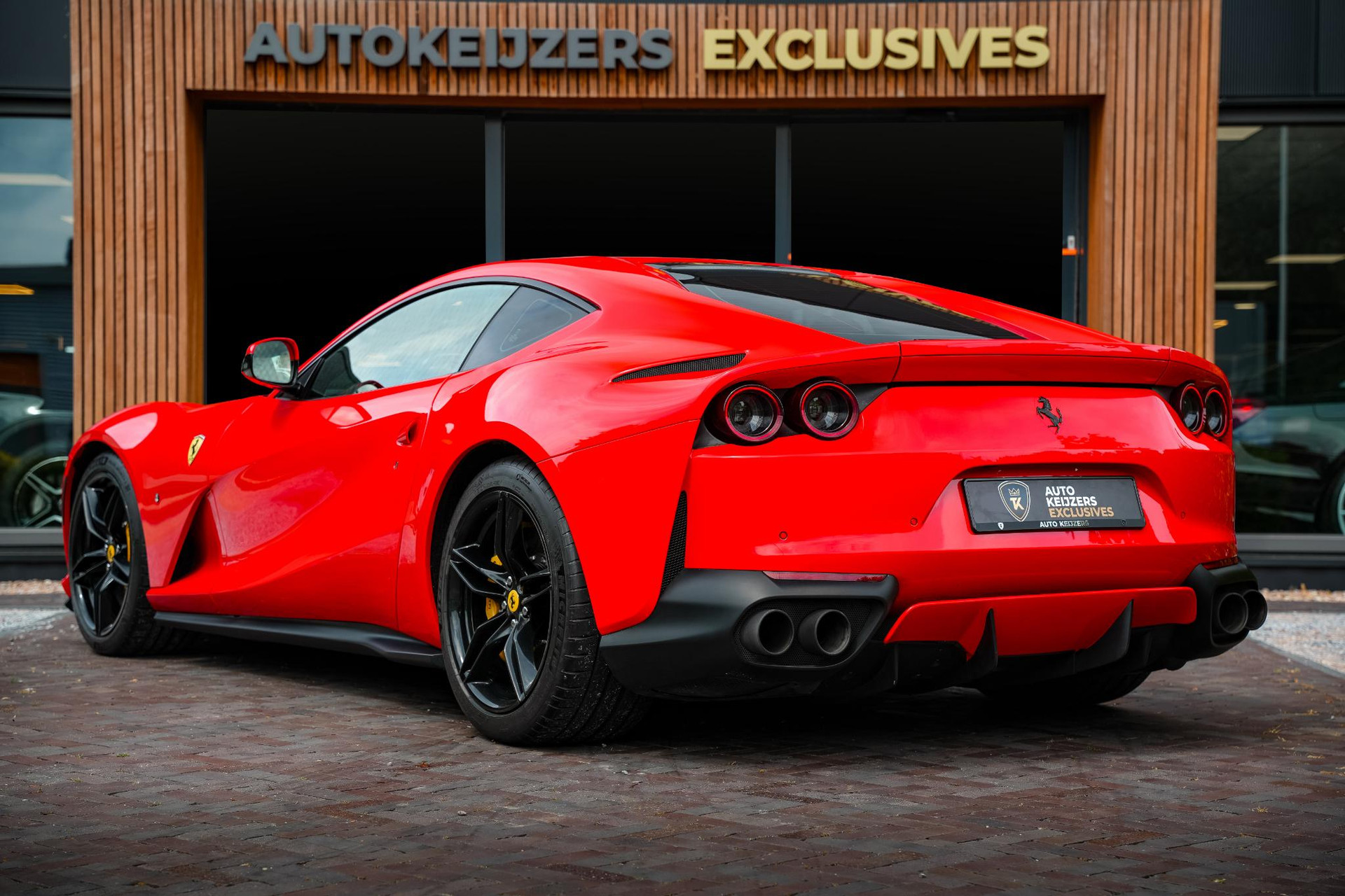 Ferrari 812 6.5 V12 Superfast HELE 2019 Rosso Scuderia 7