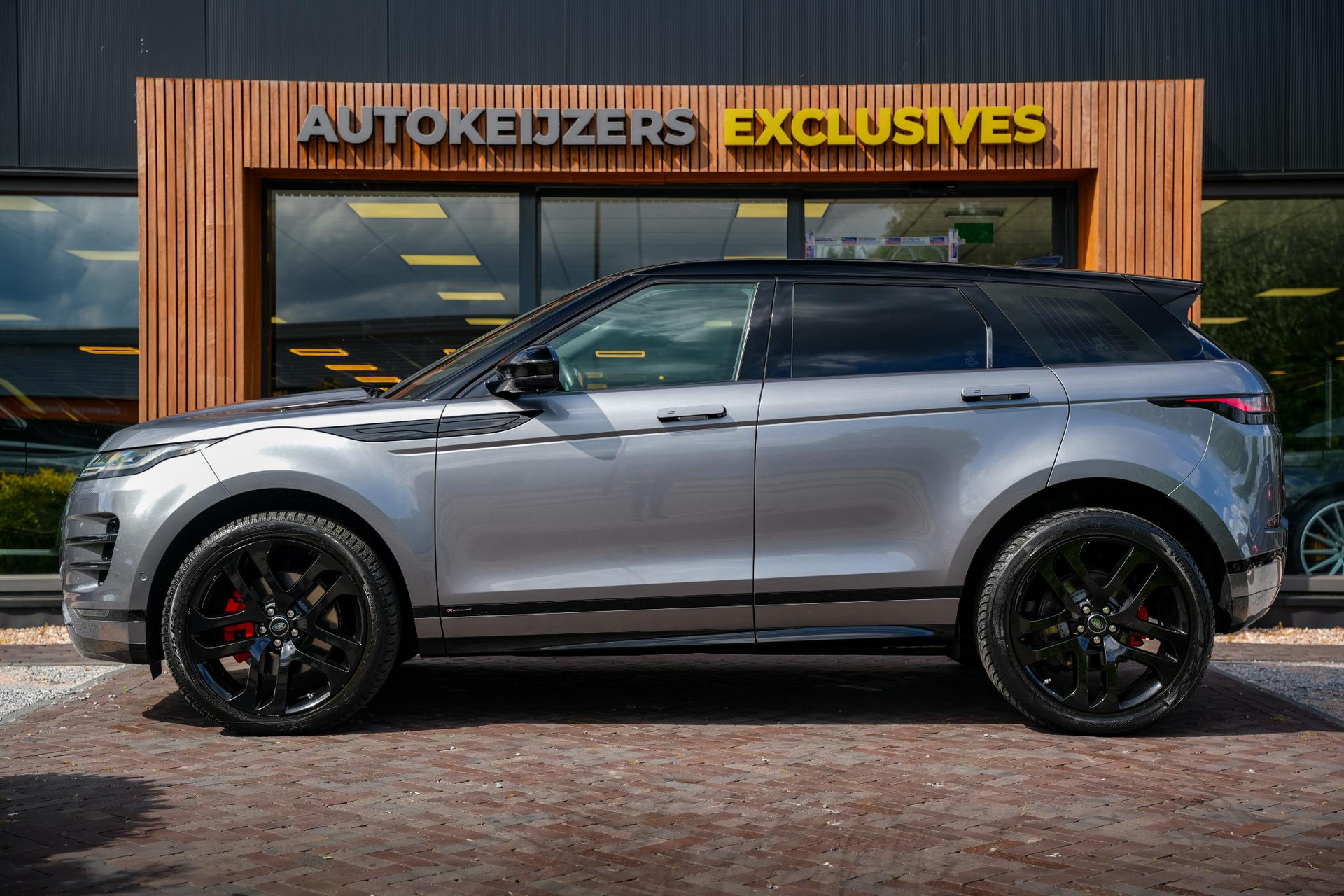 Land Rover Range Rover Evoque 2.0 P300 AWD R-Dynamic HSE 2019  5