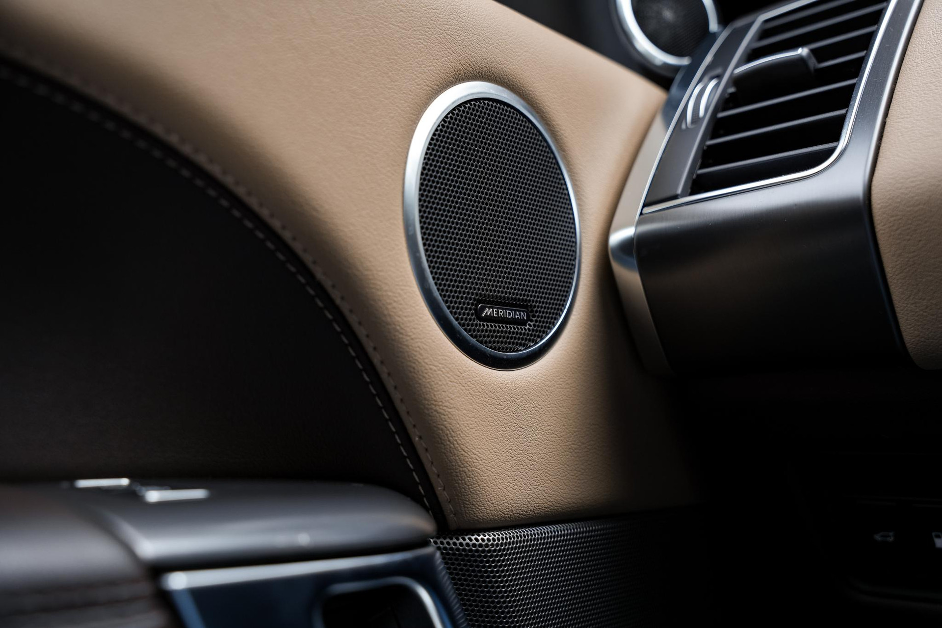 Land Rover Range Rover Sport 2.0 P400e HSE Dynamic 2018  25