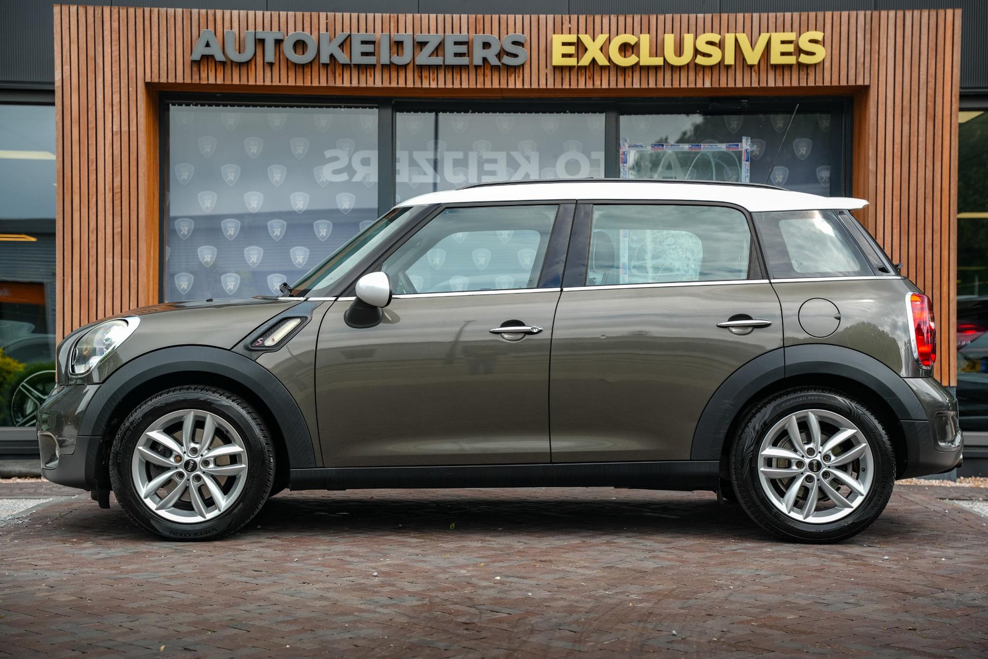 MINI Countryman 1.6 Cooper S ALL4 Chili 2011  5