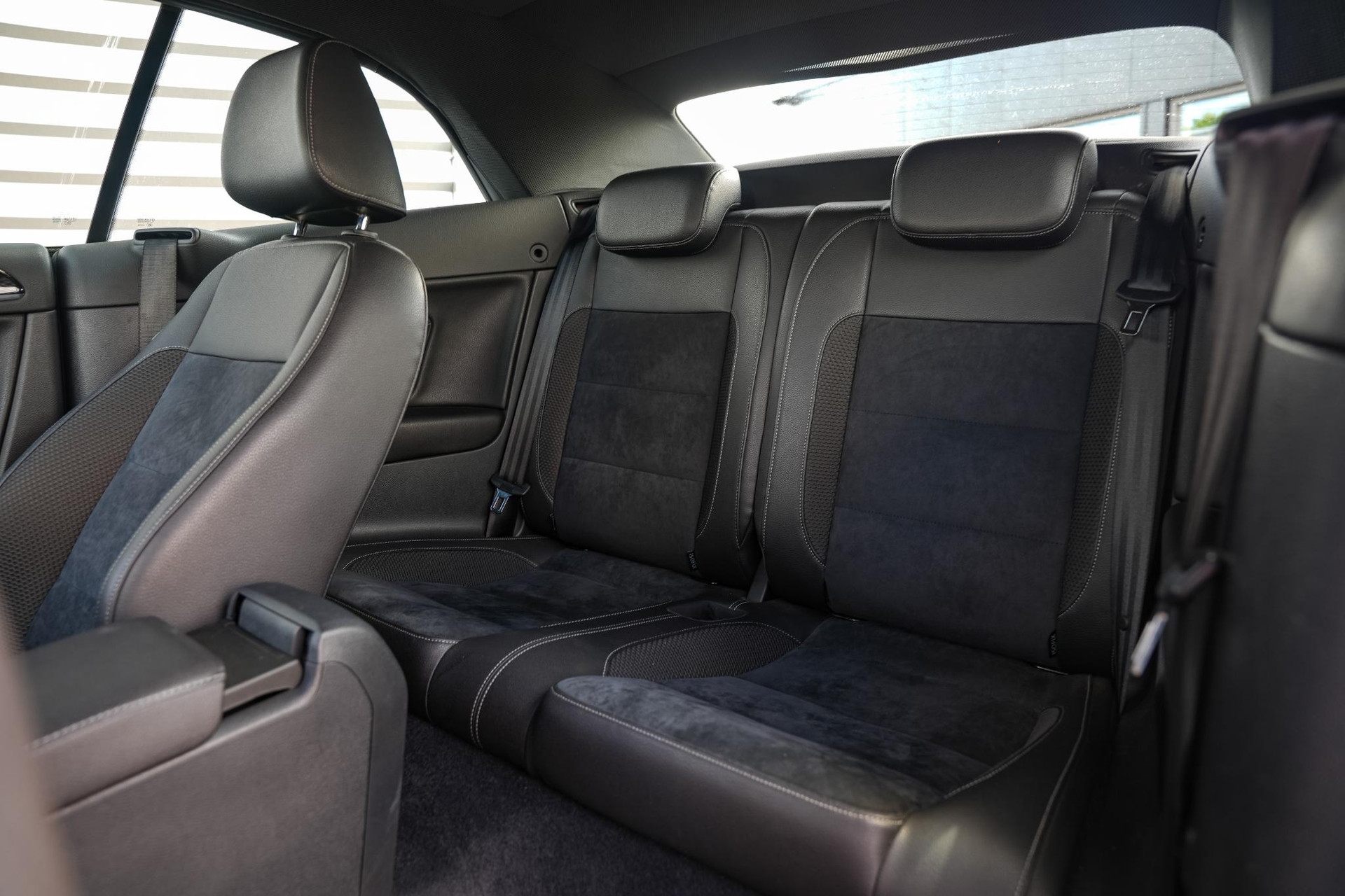 Volkswagen GOLF Cabriolet 1.2 TSI BlueMotion 2012 Tungsten silver / zwart dak 8