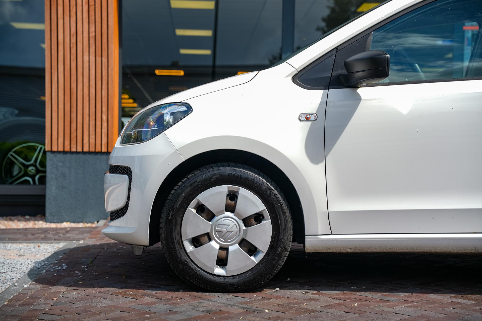 Volkswagen up! Load Up! 2016  13