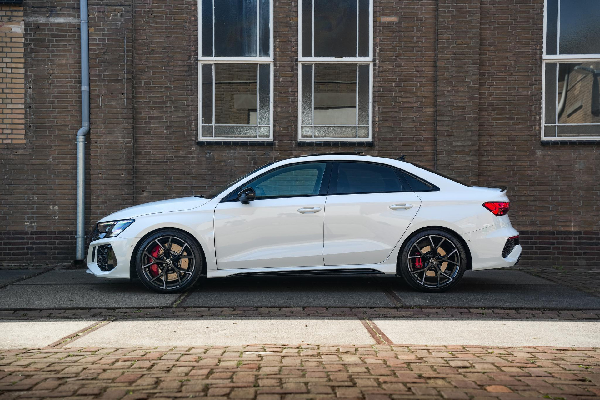 Audi A3 Limousine 2.5 TFSI RS 3 quattro 2023 Gletsjerwit metallic 3