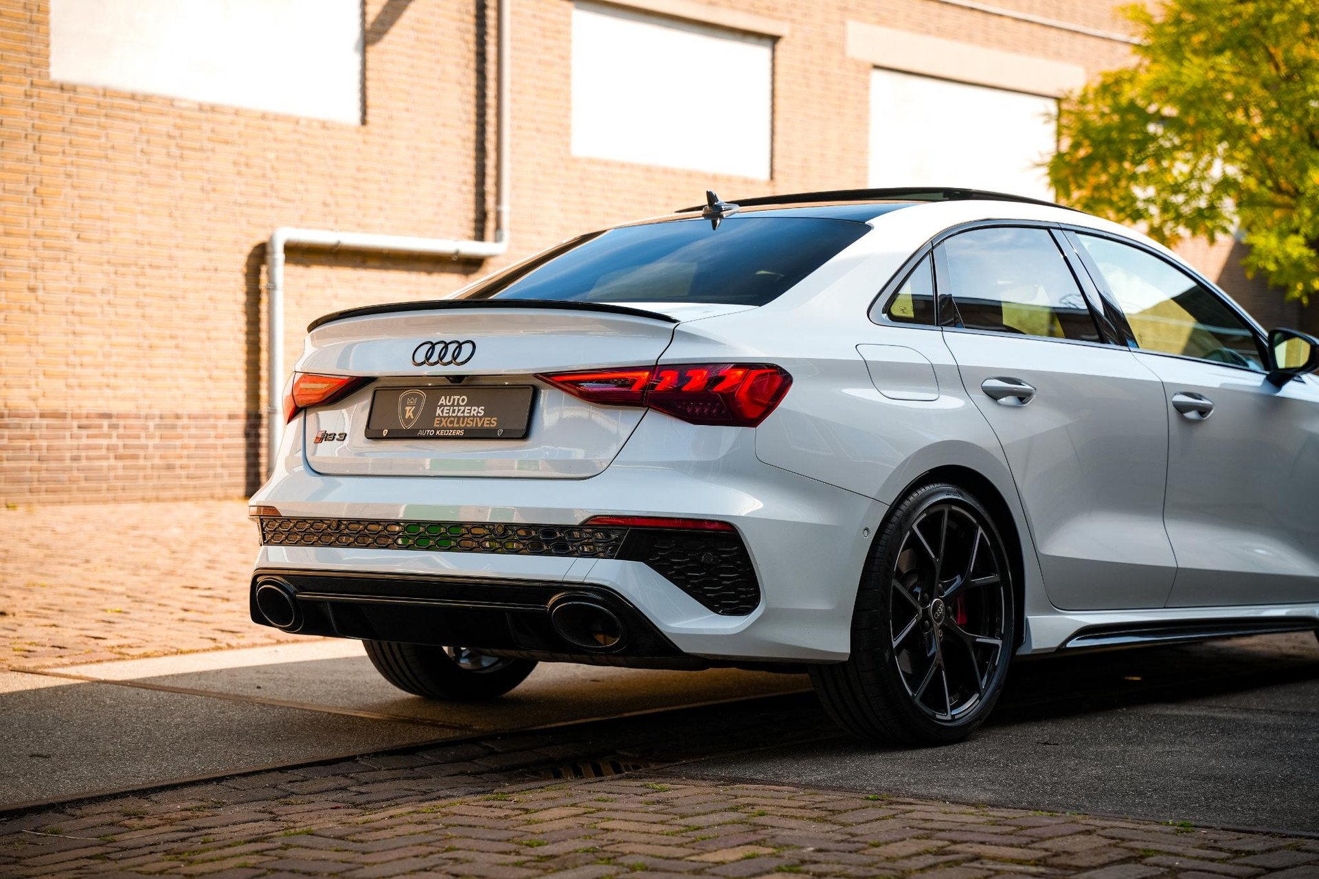 Audi A3 Limousine 2.5 TFSI RS 3 quattro 2023 Gletsjerwit metallic 8