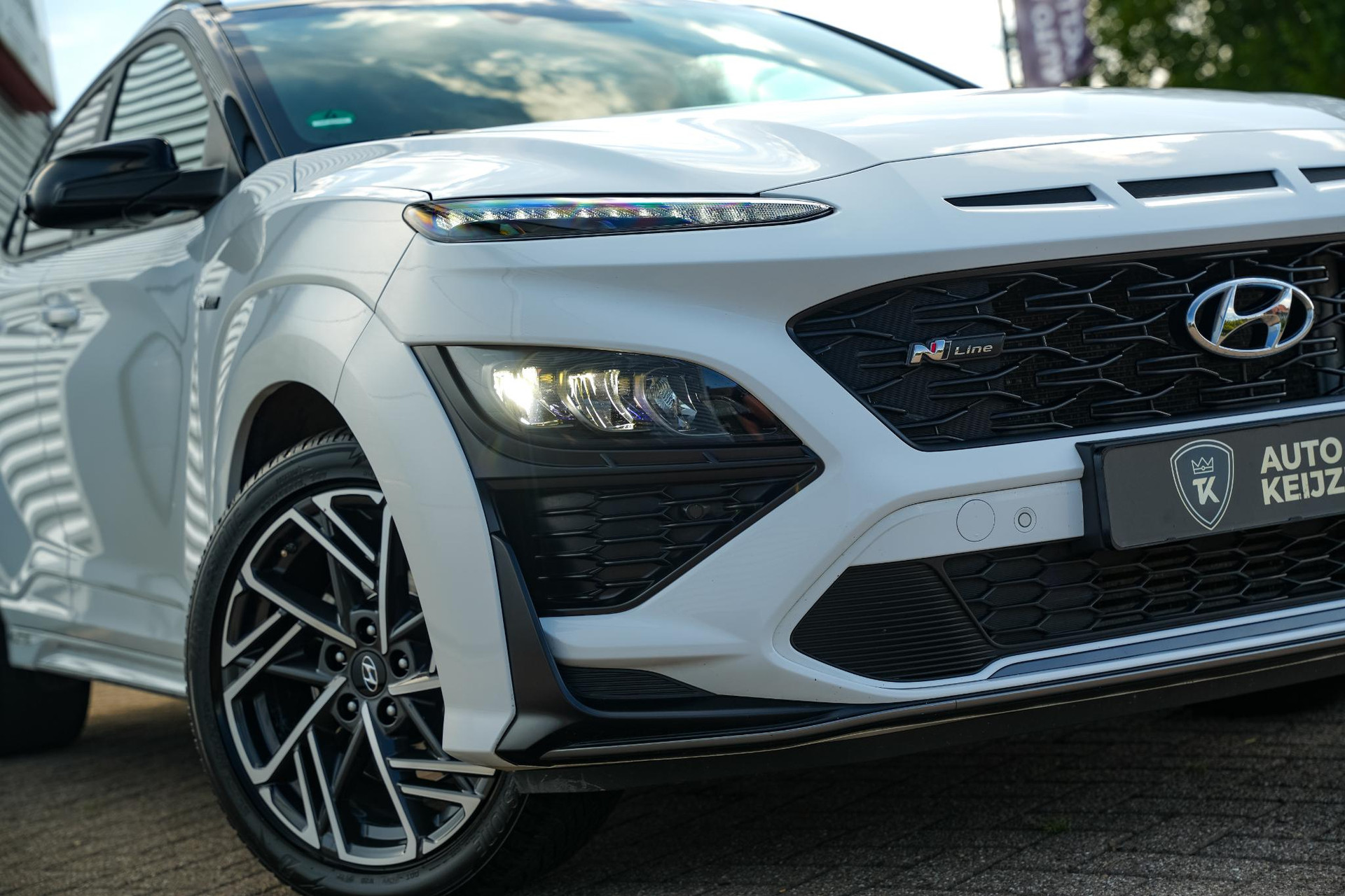 Hyundai KONA 1.6 T-GDI N-Line 2022 Atlas White (SW1) 37