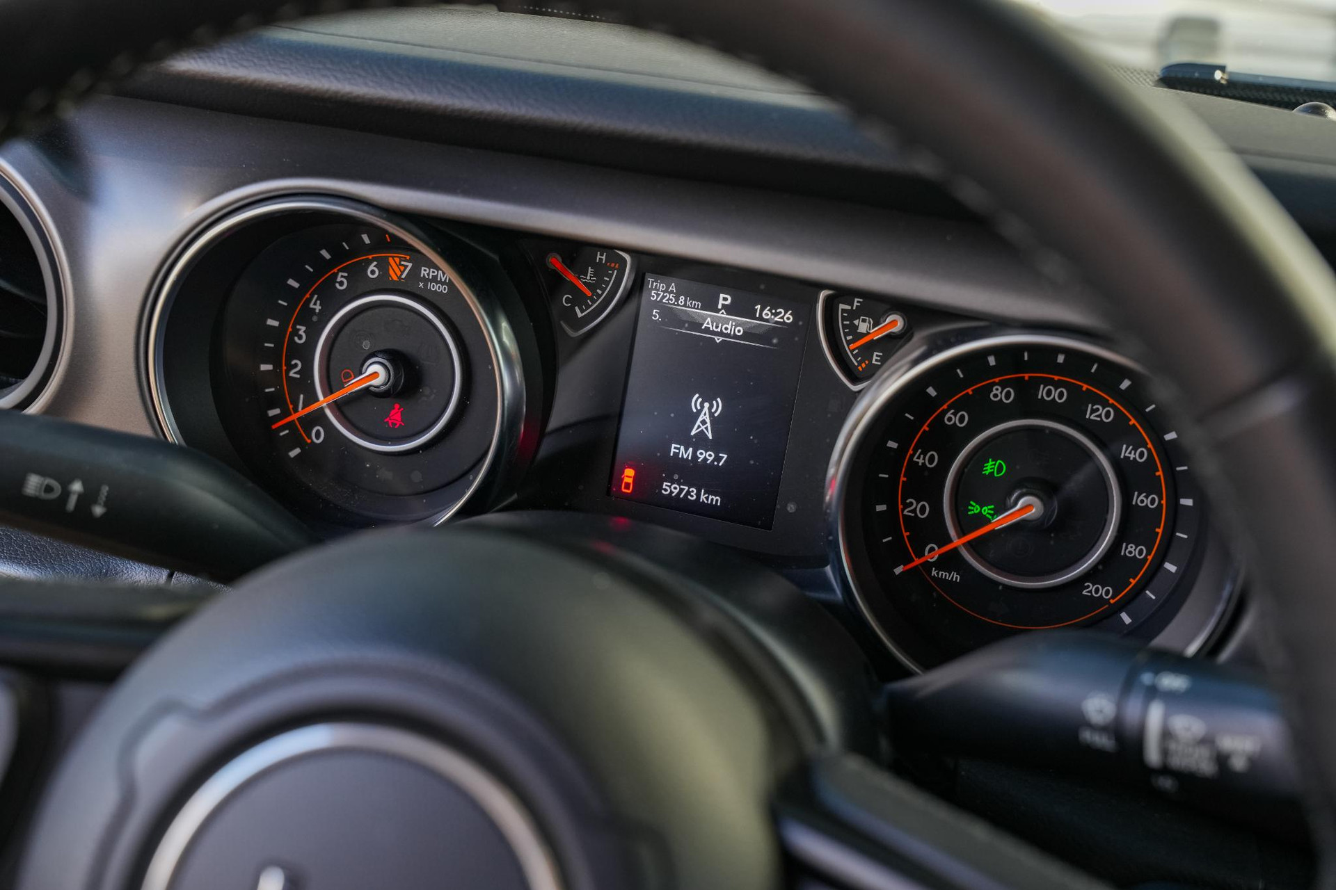 Jeep Gladiator sport 3.6 V6 2024 GRANITE CRYSTAL MET. CLEAR COAT (PAU/QAUS) 20