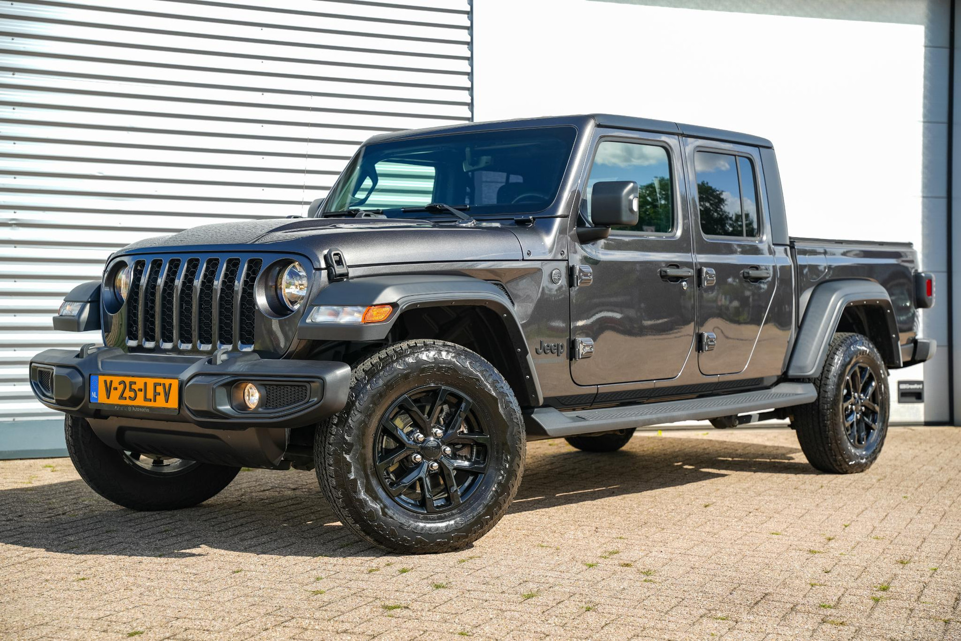 Jeep Gladiator sport 3.6 V6 2024 GRANITE CRYSTAL MET. CLEAR COAT (PAU/QAUS) 28