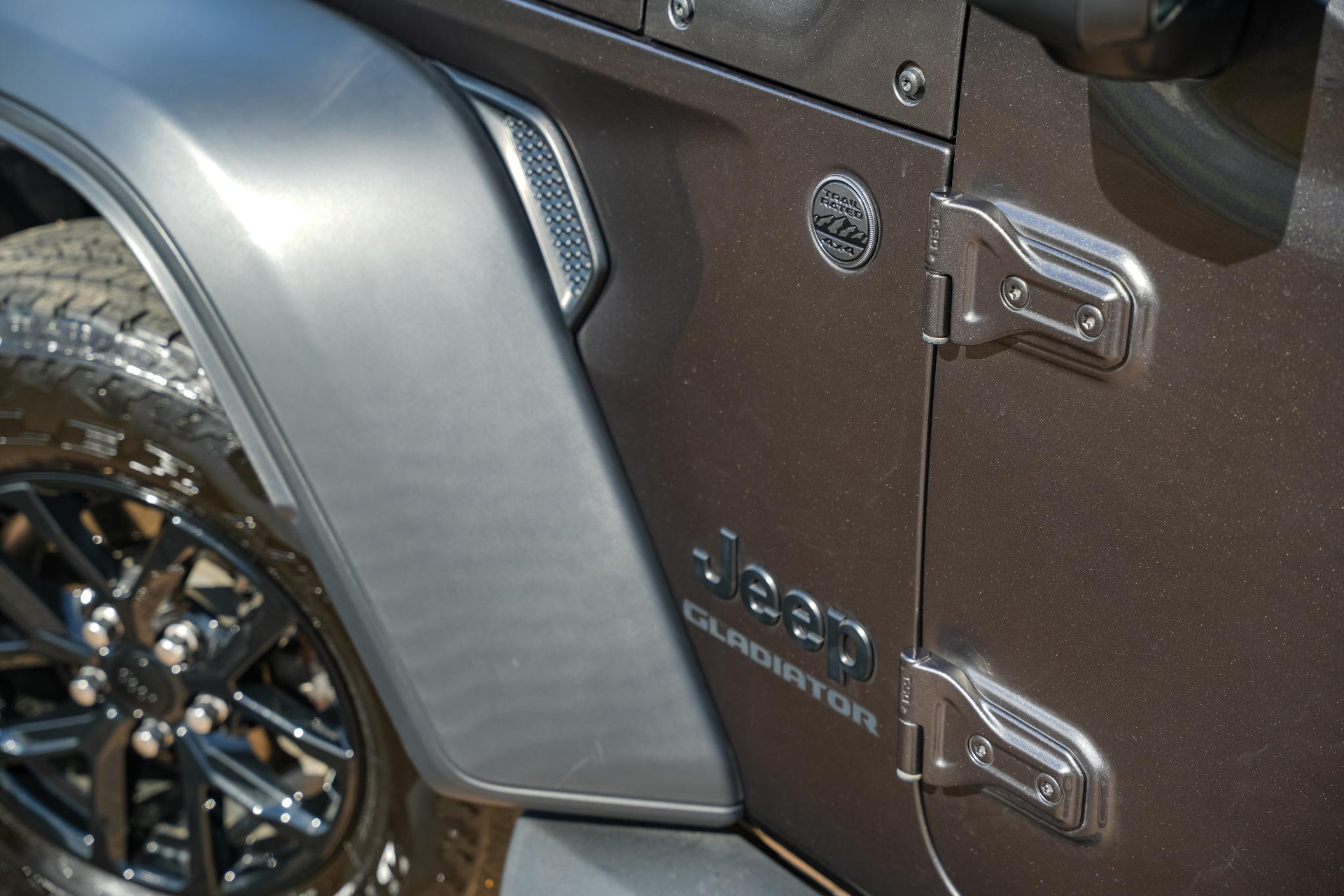 Jeep Gladiator sport 3.6 V6 2024 GRANITE CRYSTAL MET. CLEAR COAT (PAU/QAUS) 31