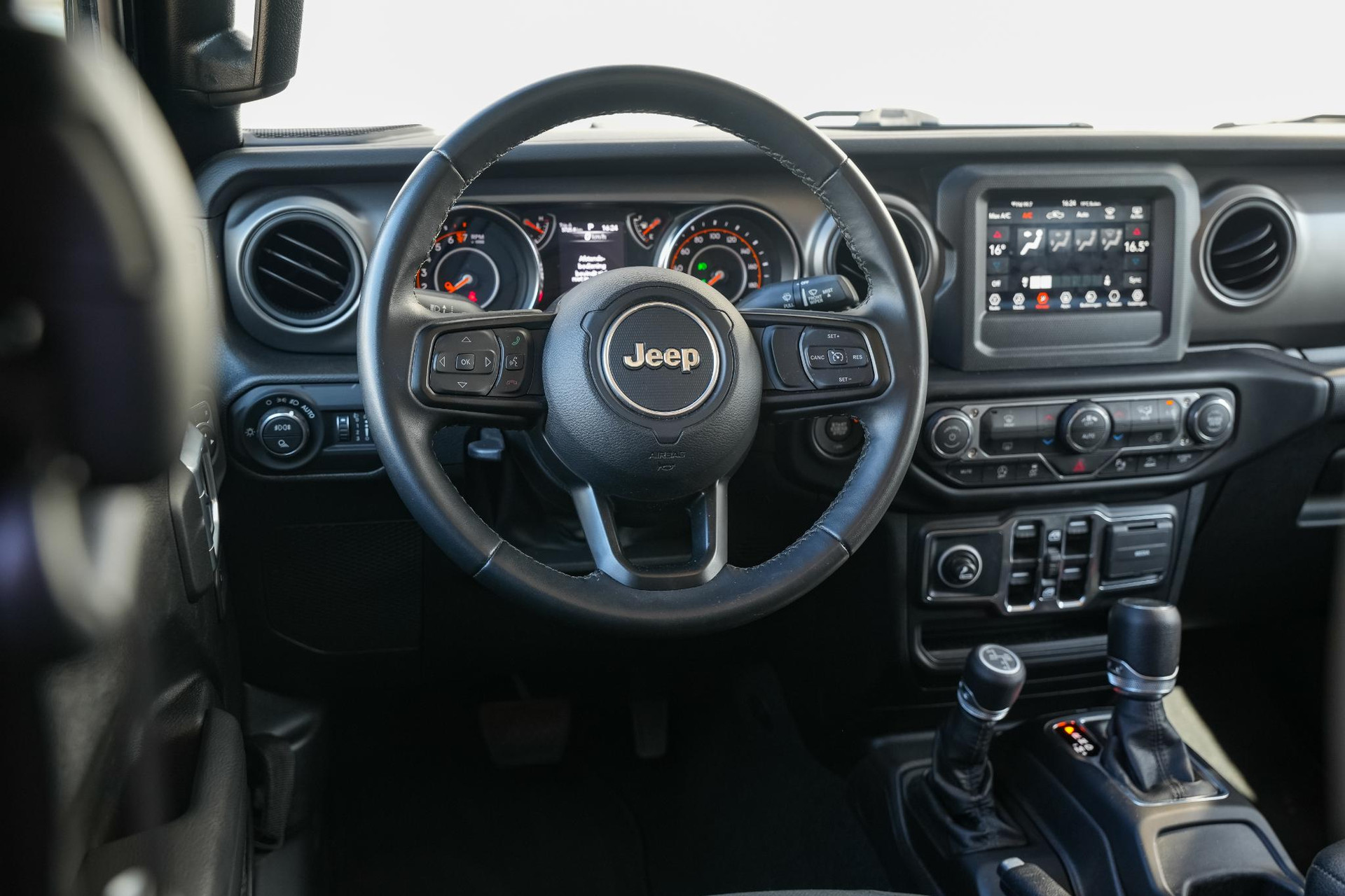 Jeep Gladiator sport 3.6 V6 2024 GRANITE CRYSTAL MET. CLEAR COAT (PAU/QAUS) 4